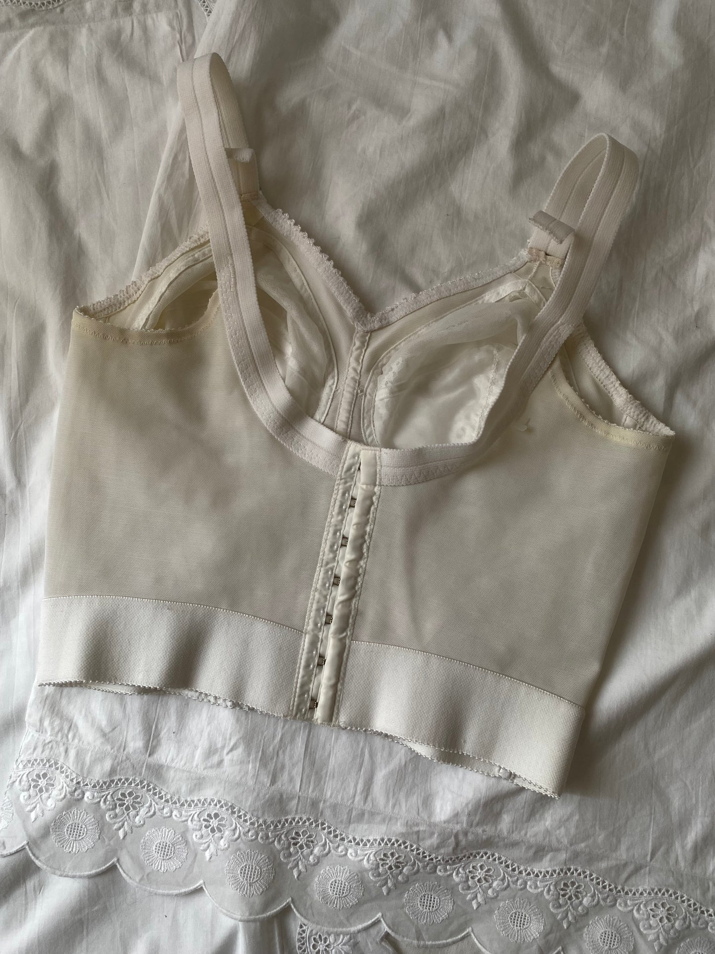 Bullet bra ‘50s