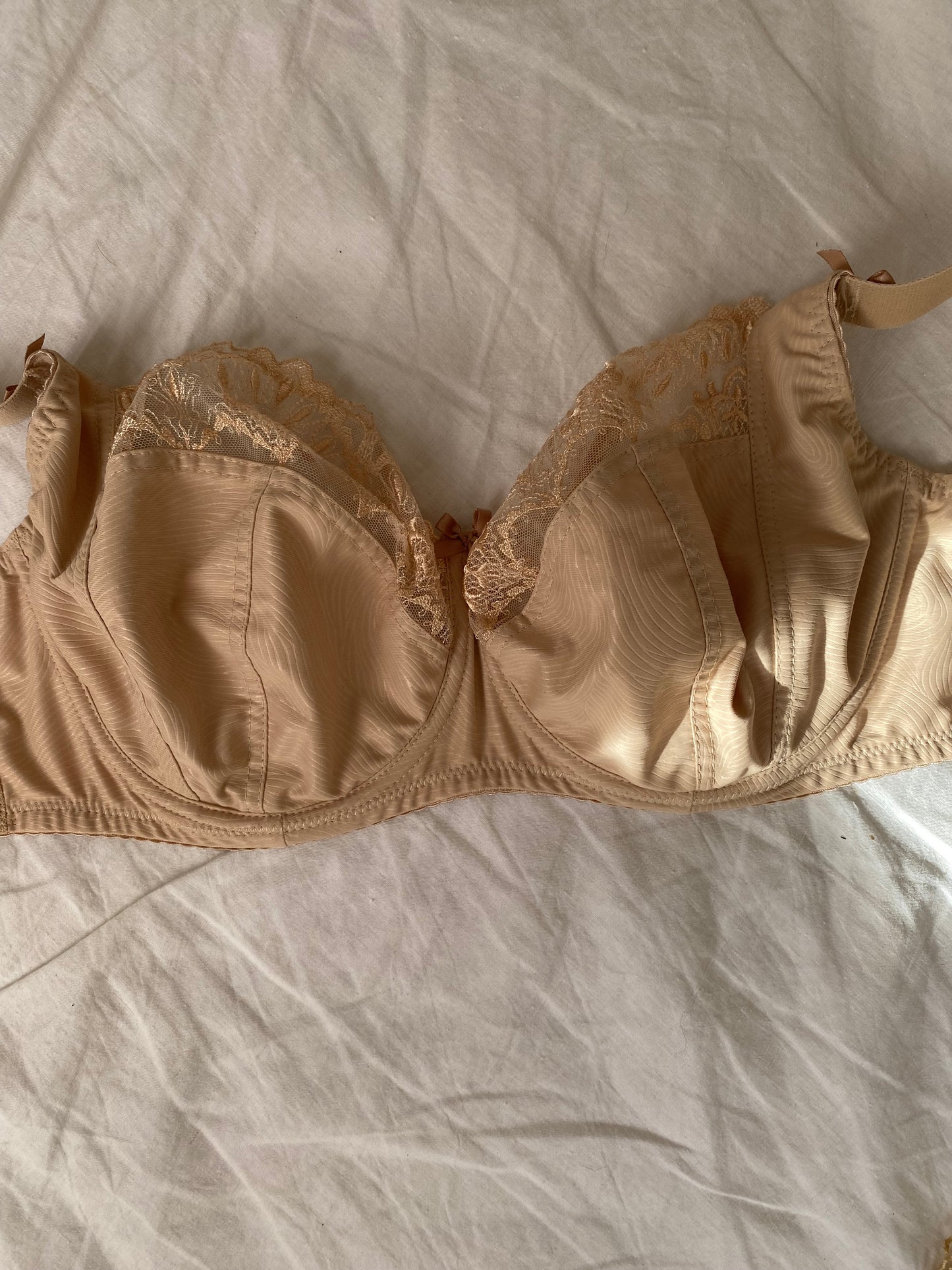 Reggiseno con dettagli in pizzo