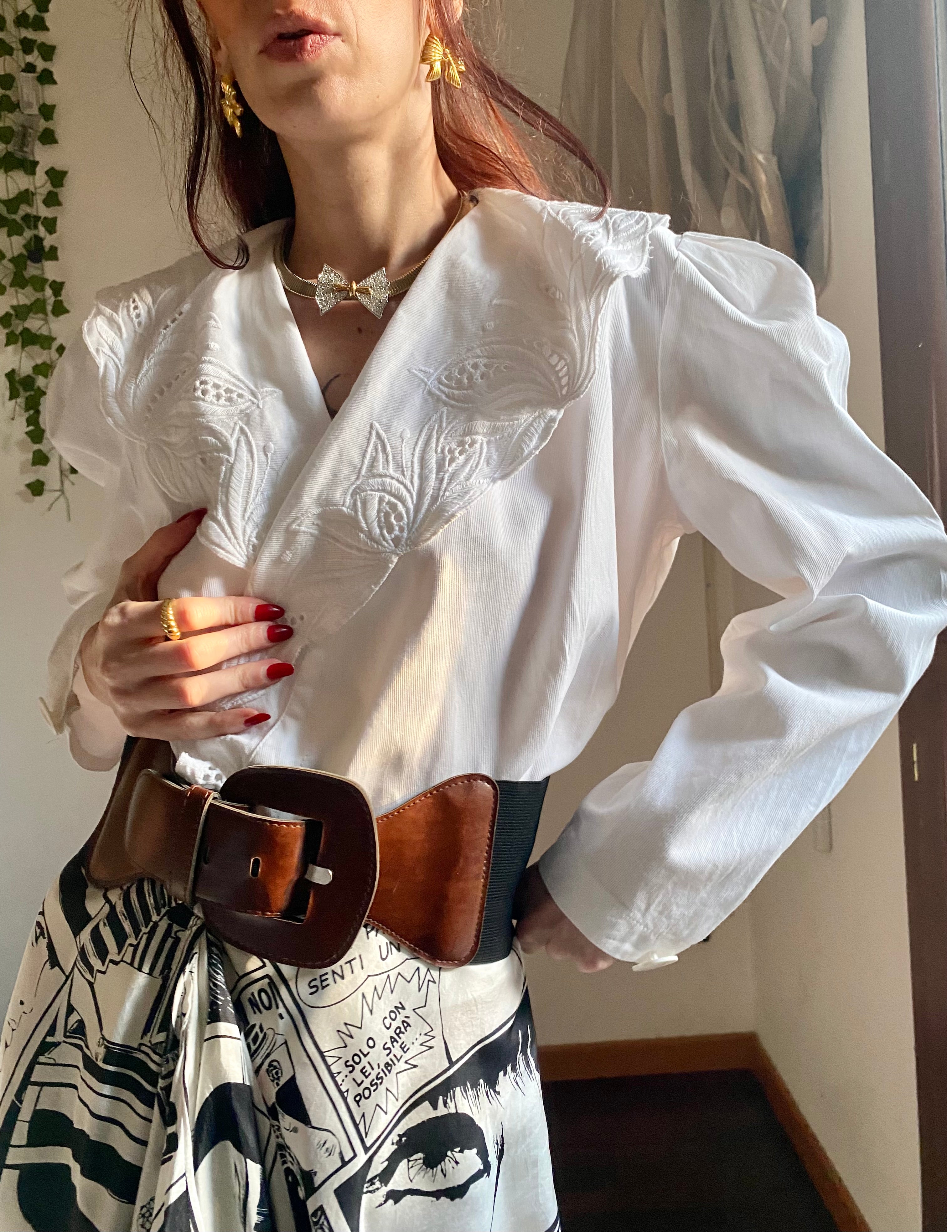 Blusa con colletto alla marinara