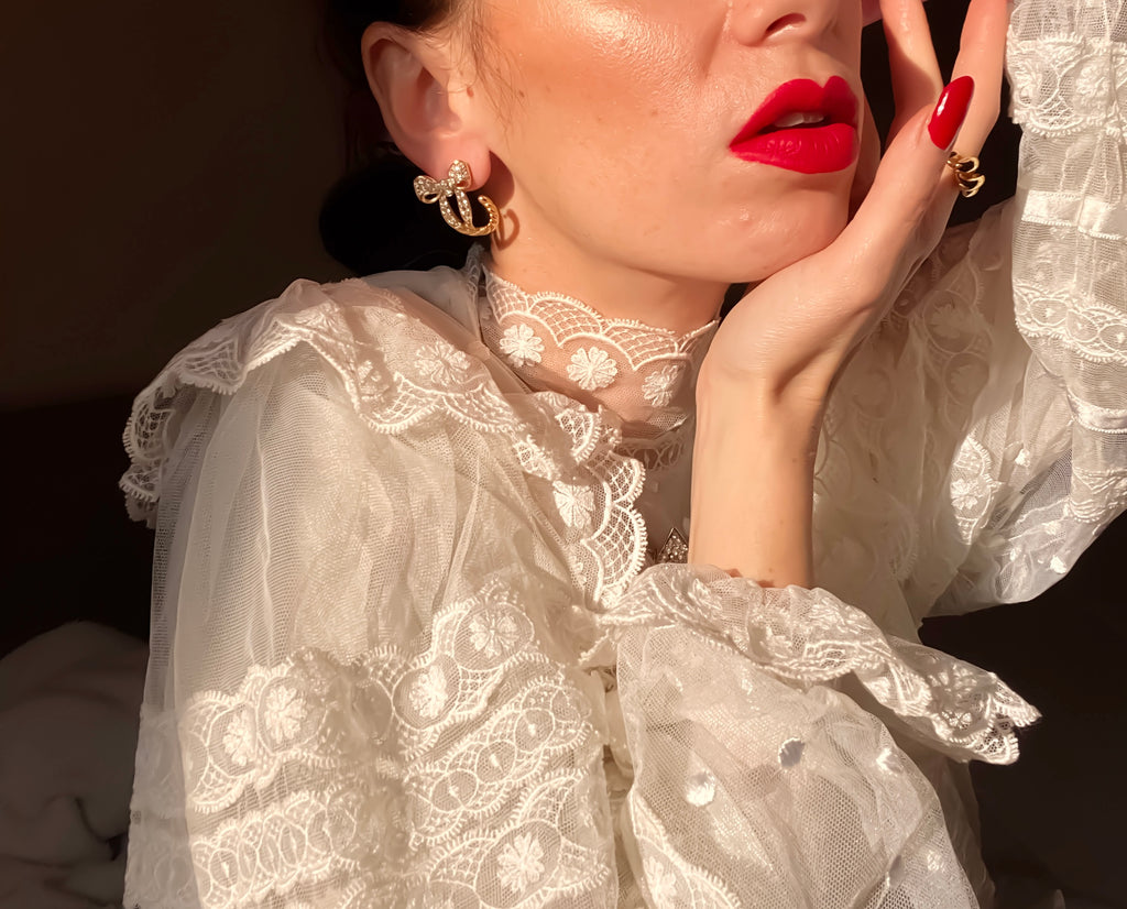 Boucles d'oreilles nœud avec strass