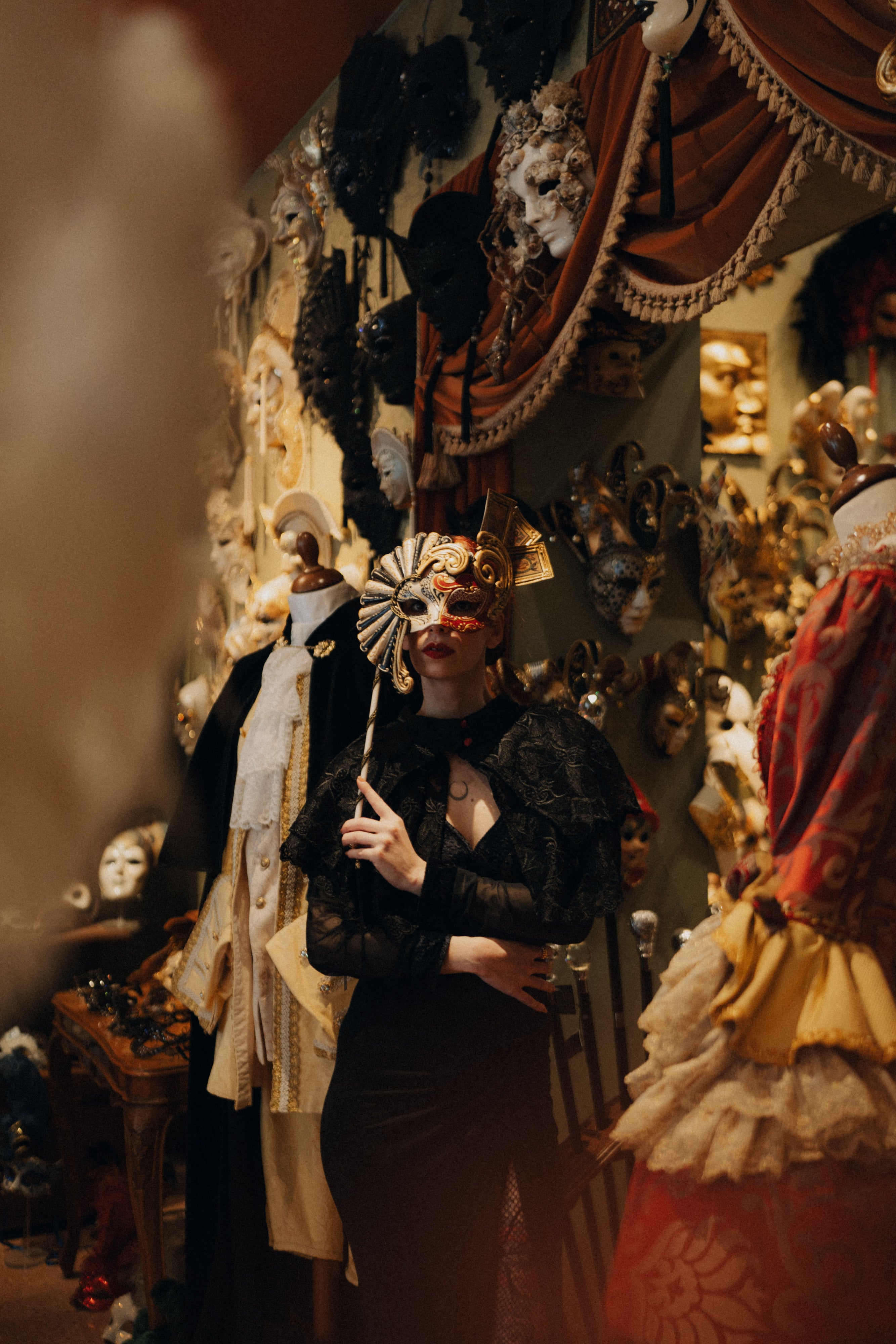 Mantellina in stile vittoriano in pizzo antico veneziano