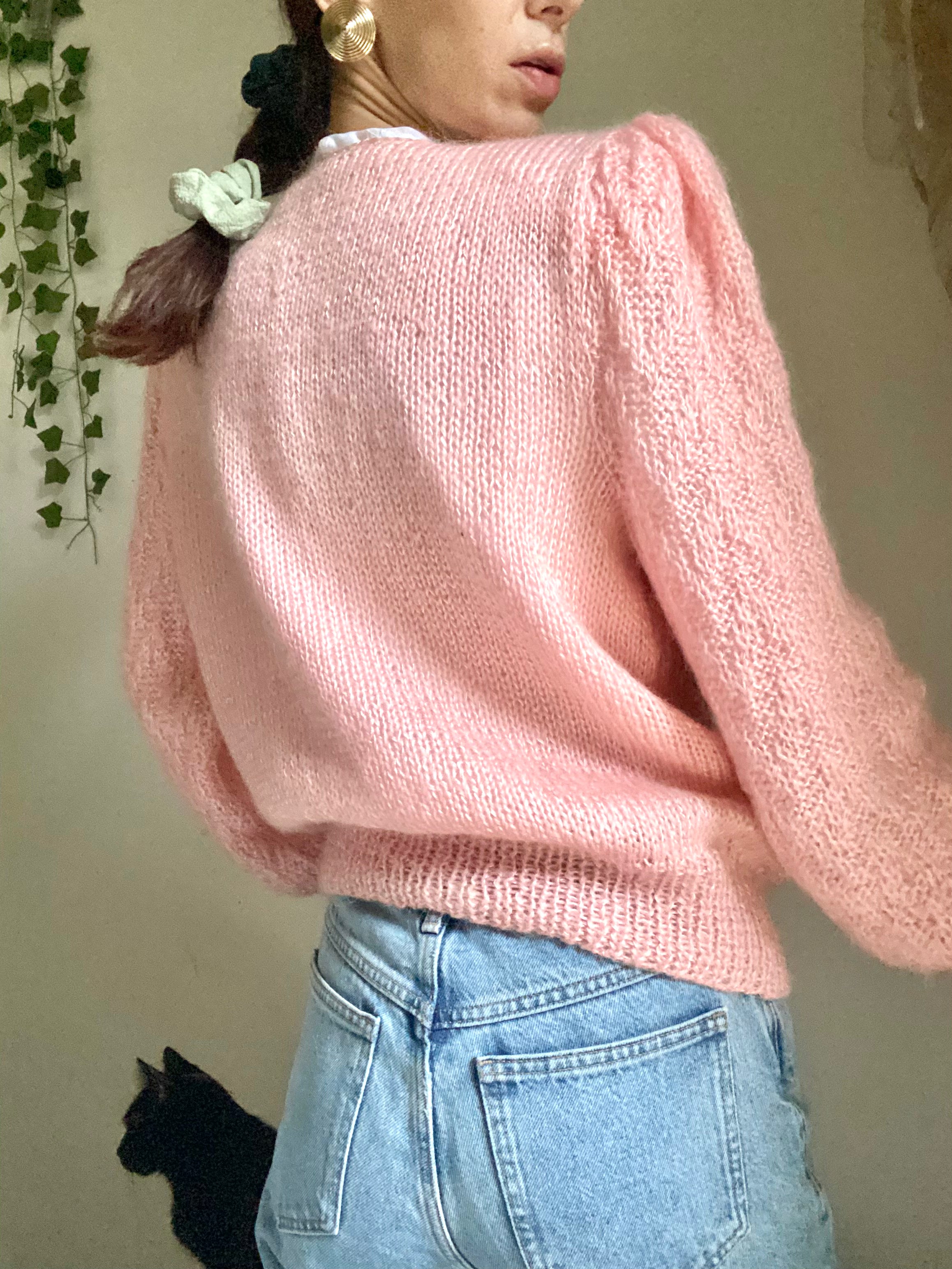 Cardigan all’uncinetto fatto a mano da bambolina