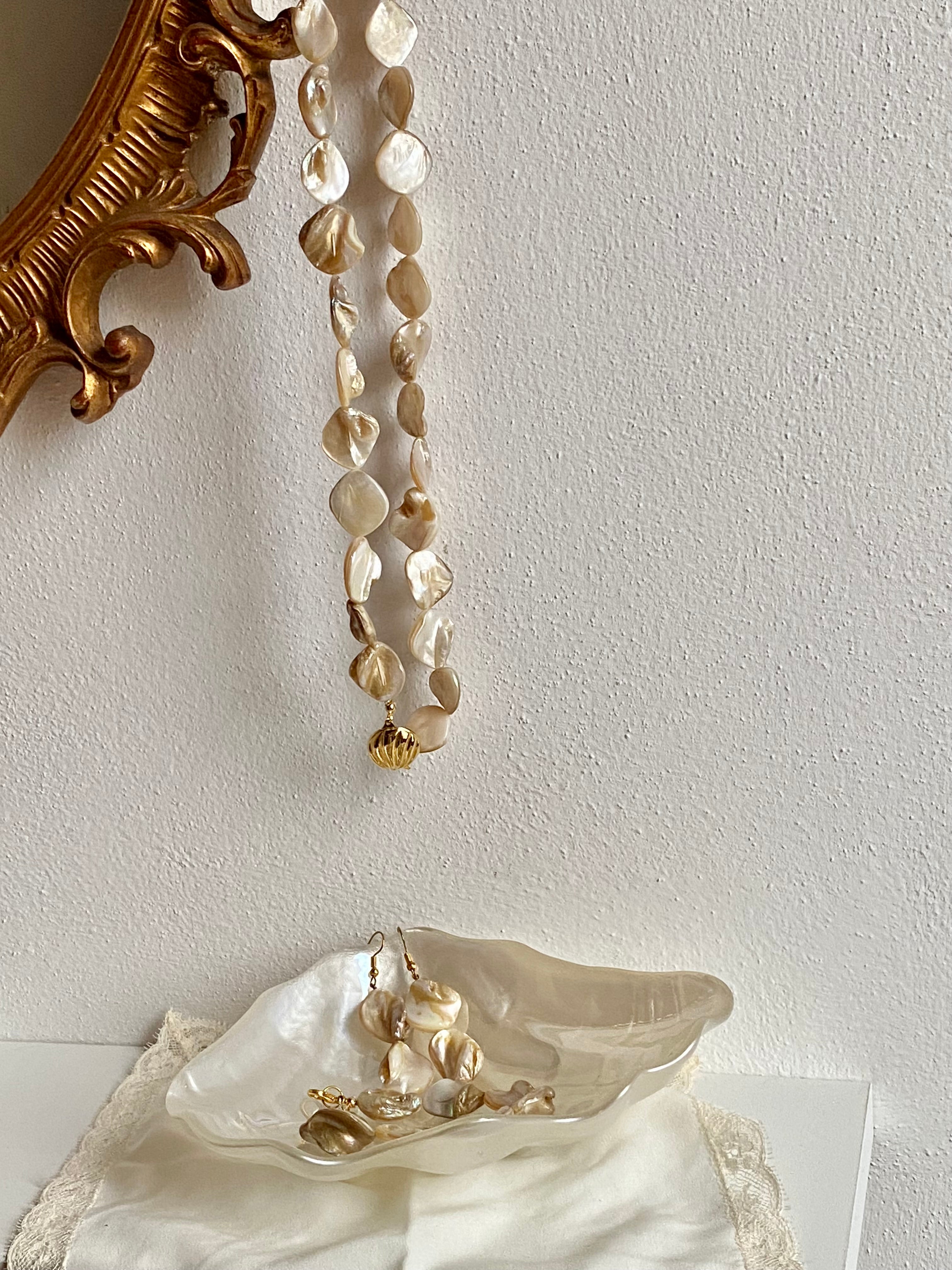 MAREA Parure in pura madreperla