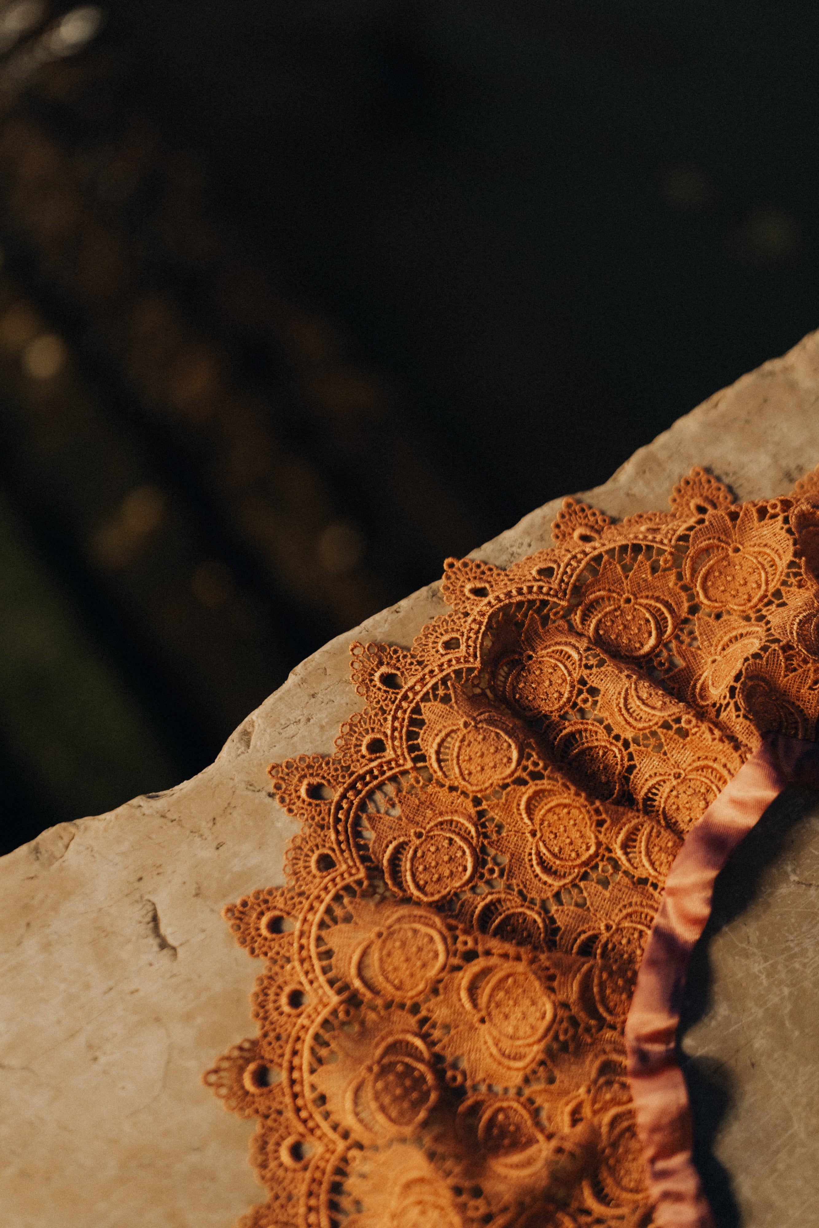 Colletto stile chiacchierino in pizzo antico veneziano