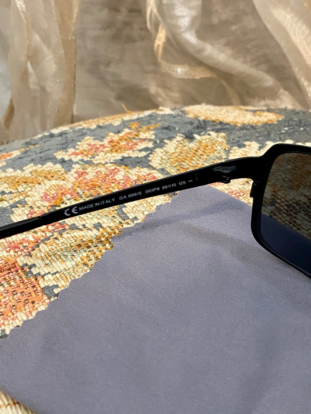 Emporio Armani a mascherina
