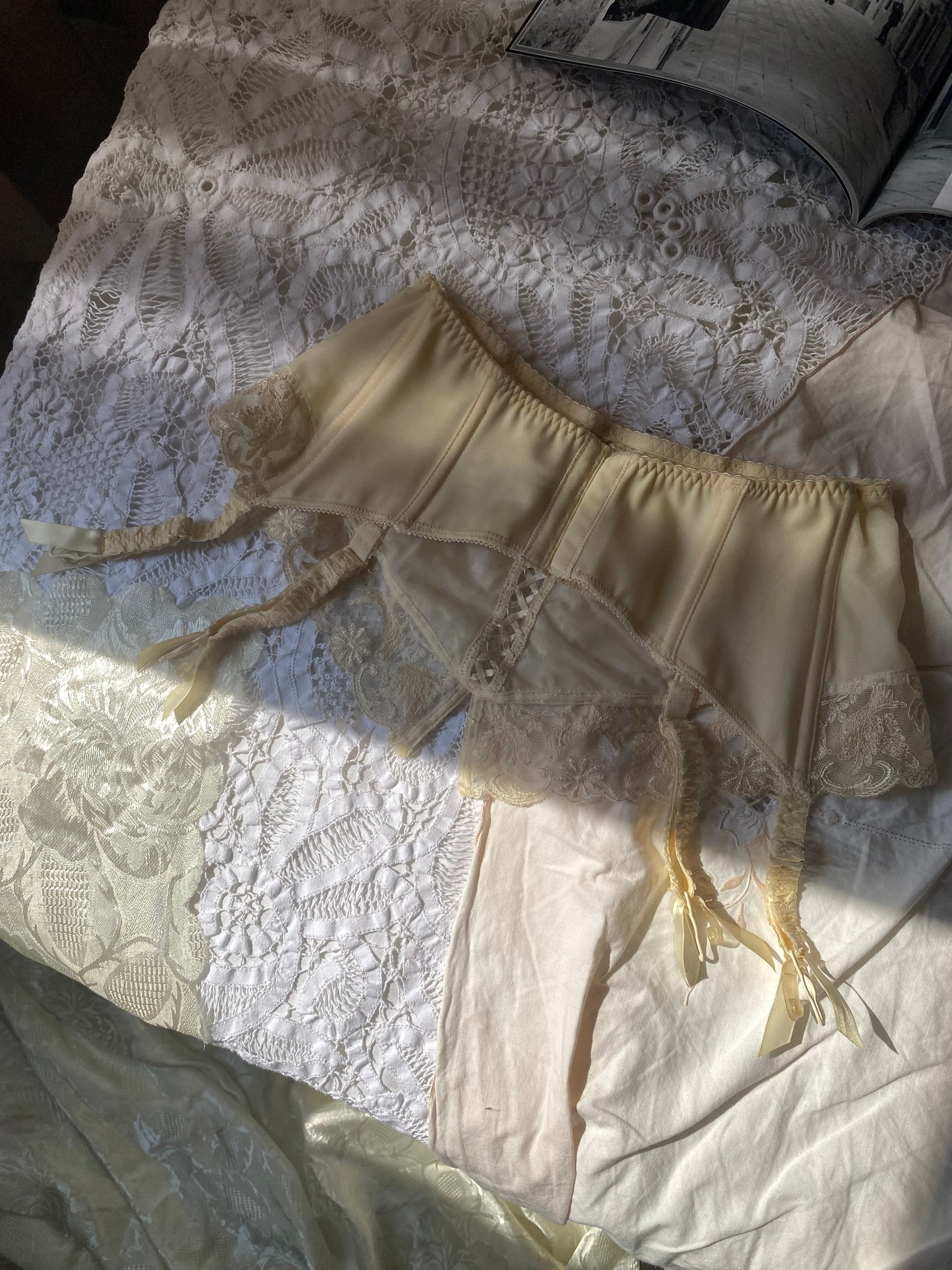 Guêpière Valentino panna