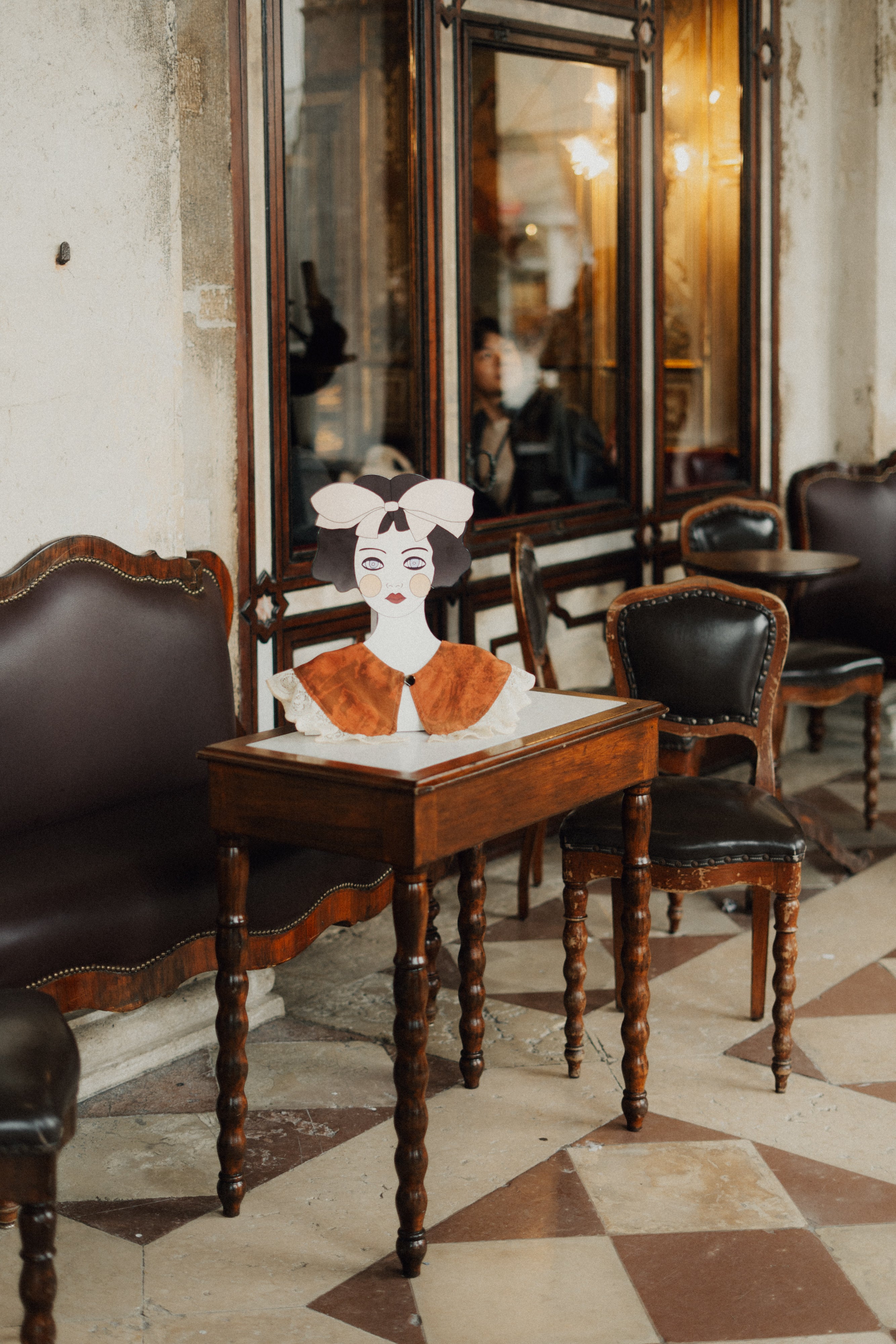 Terracotta Peter Pan collar in silk and antique Venetian lace