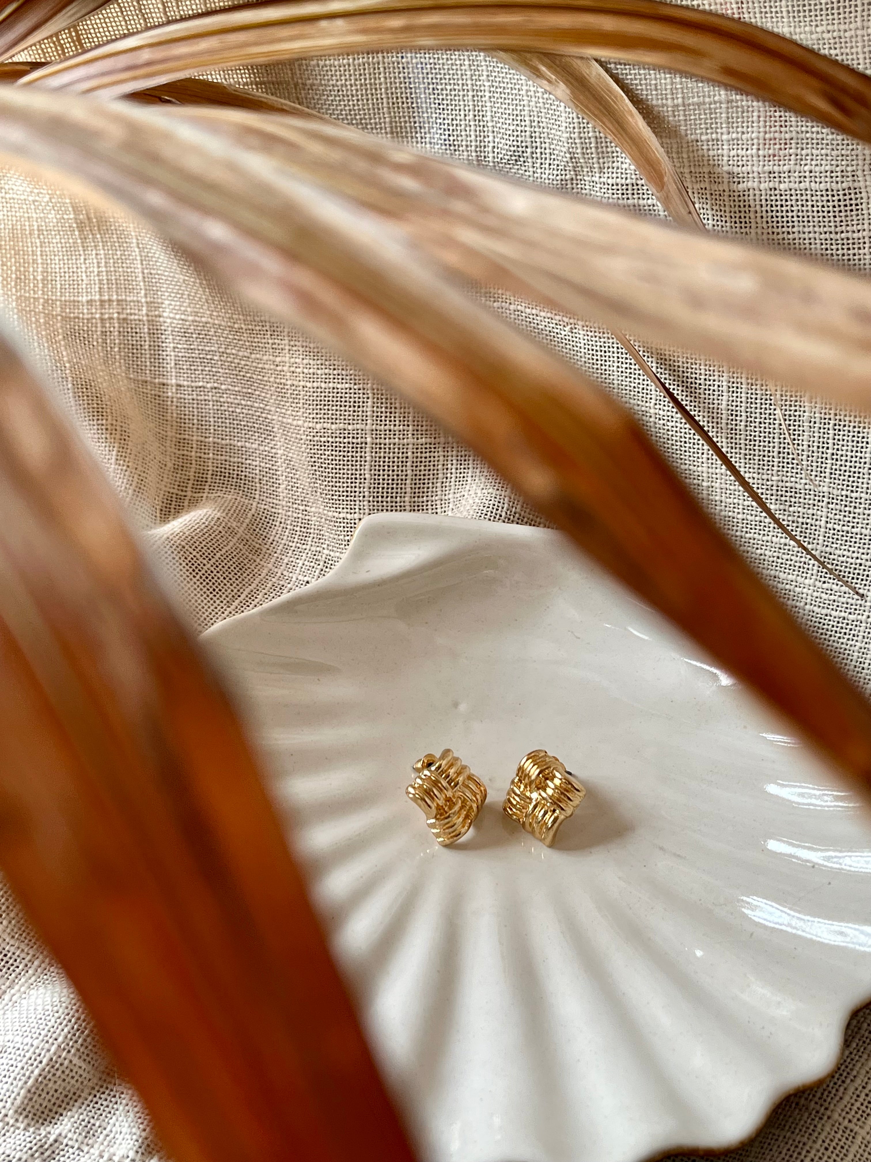 Orecchini quadrati bombati