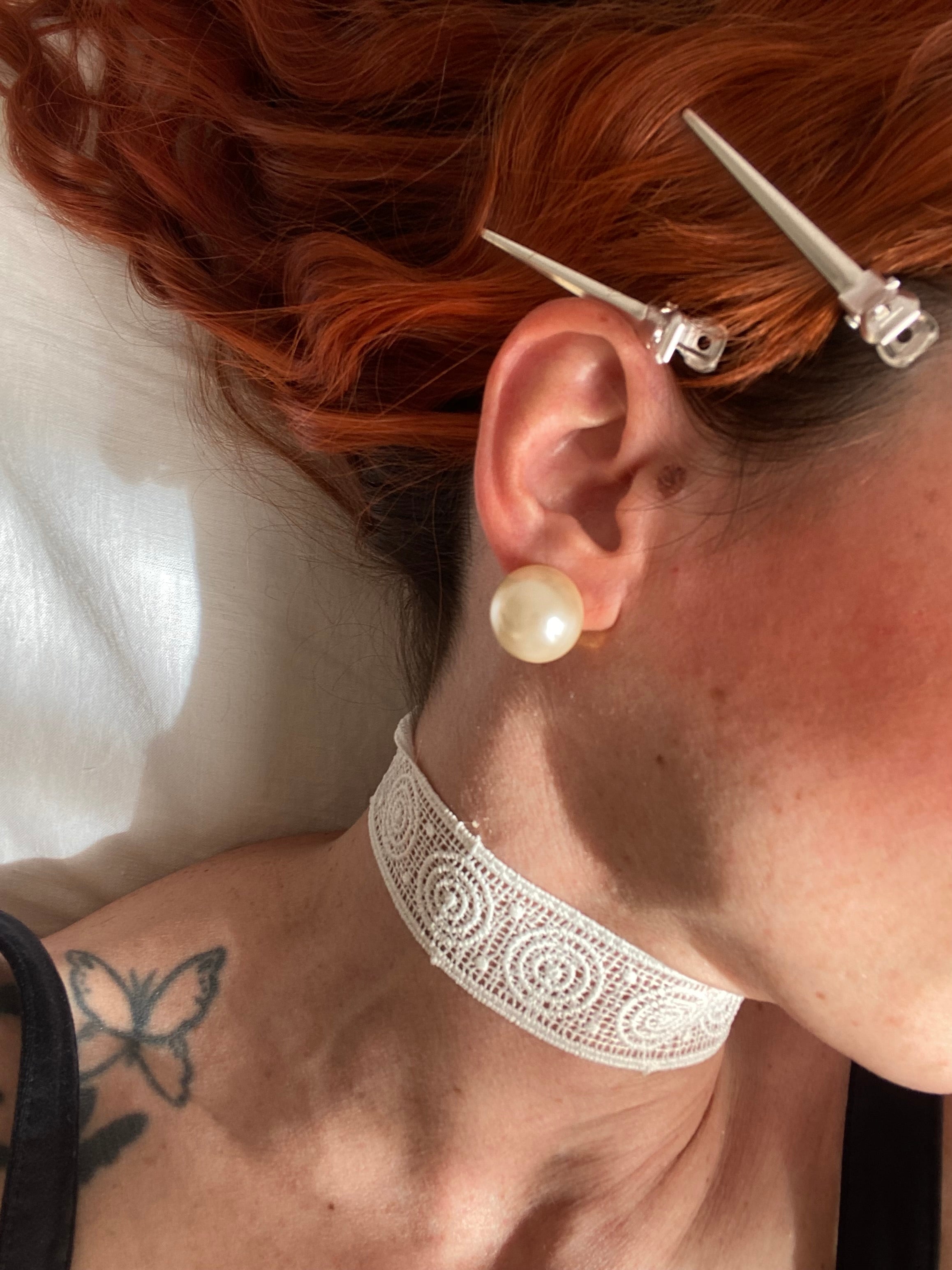 Orecchini perla a bottone