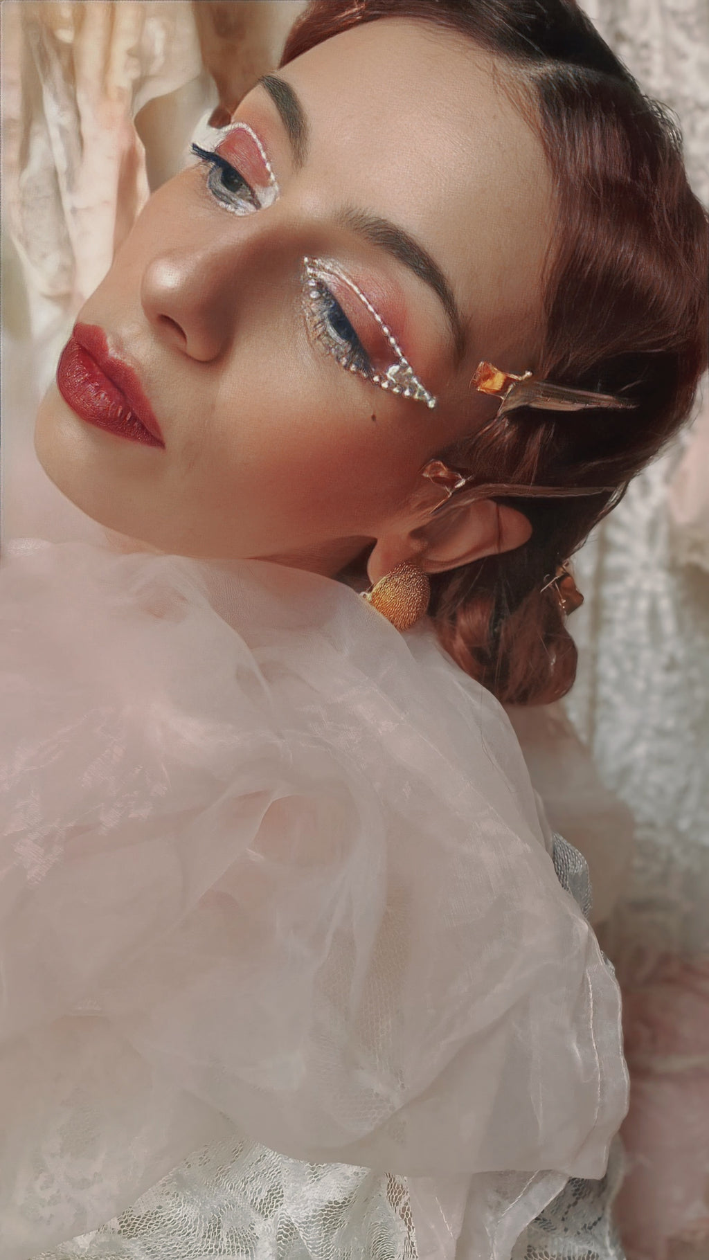 Orecchini a clip dorati a cupola