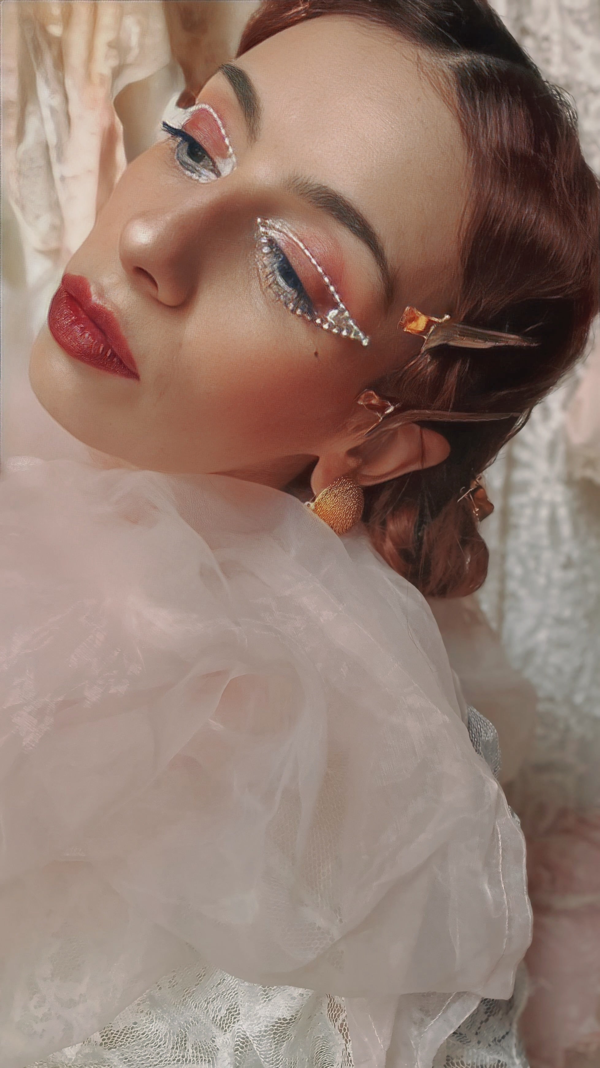 Orecchini a clip dorati a cupola