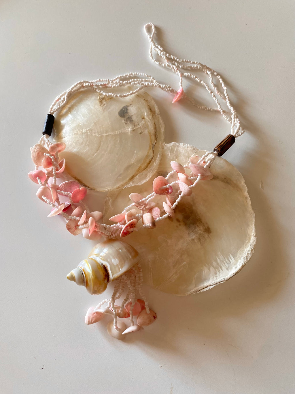 Collier Marea avec perles naturelles et coquillages