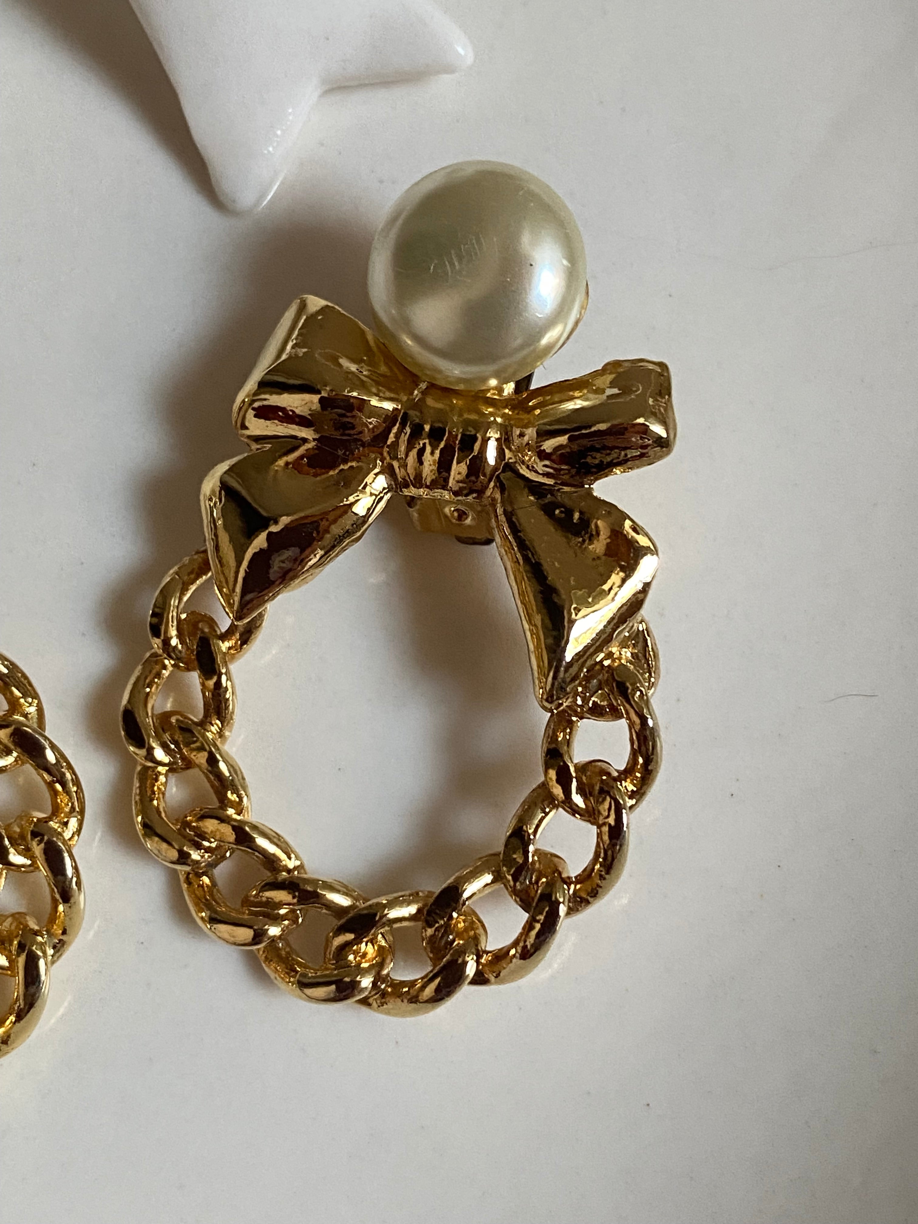 Vorrei che fosse amore orecchini a fiocco