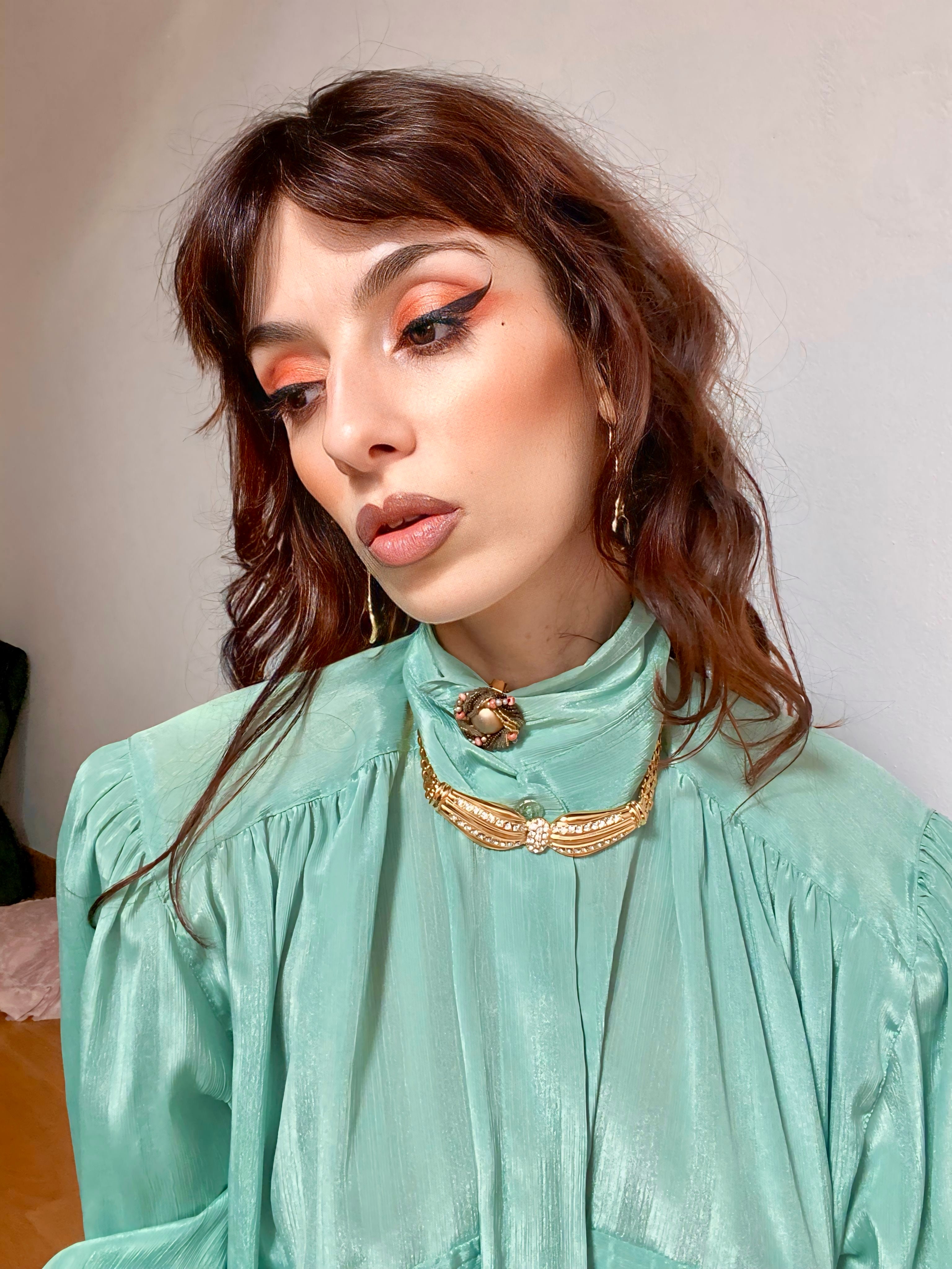 Collana girocollo fiocco