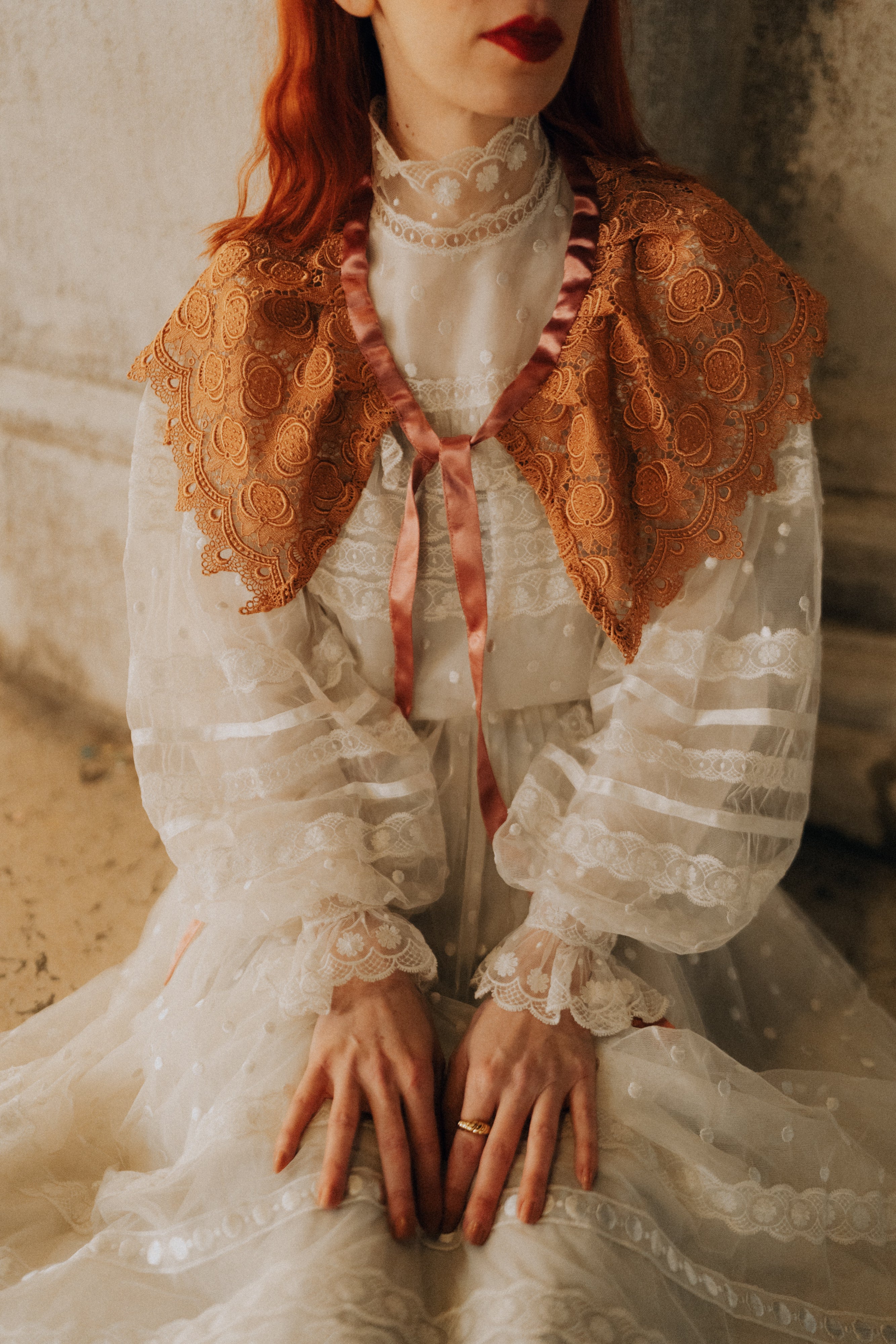 Colletto stile chiacchierino in pizzo antico veneziano