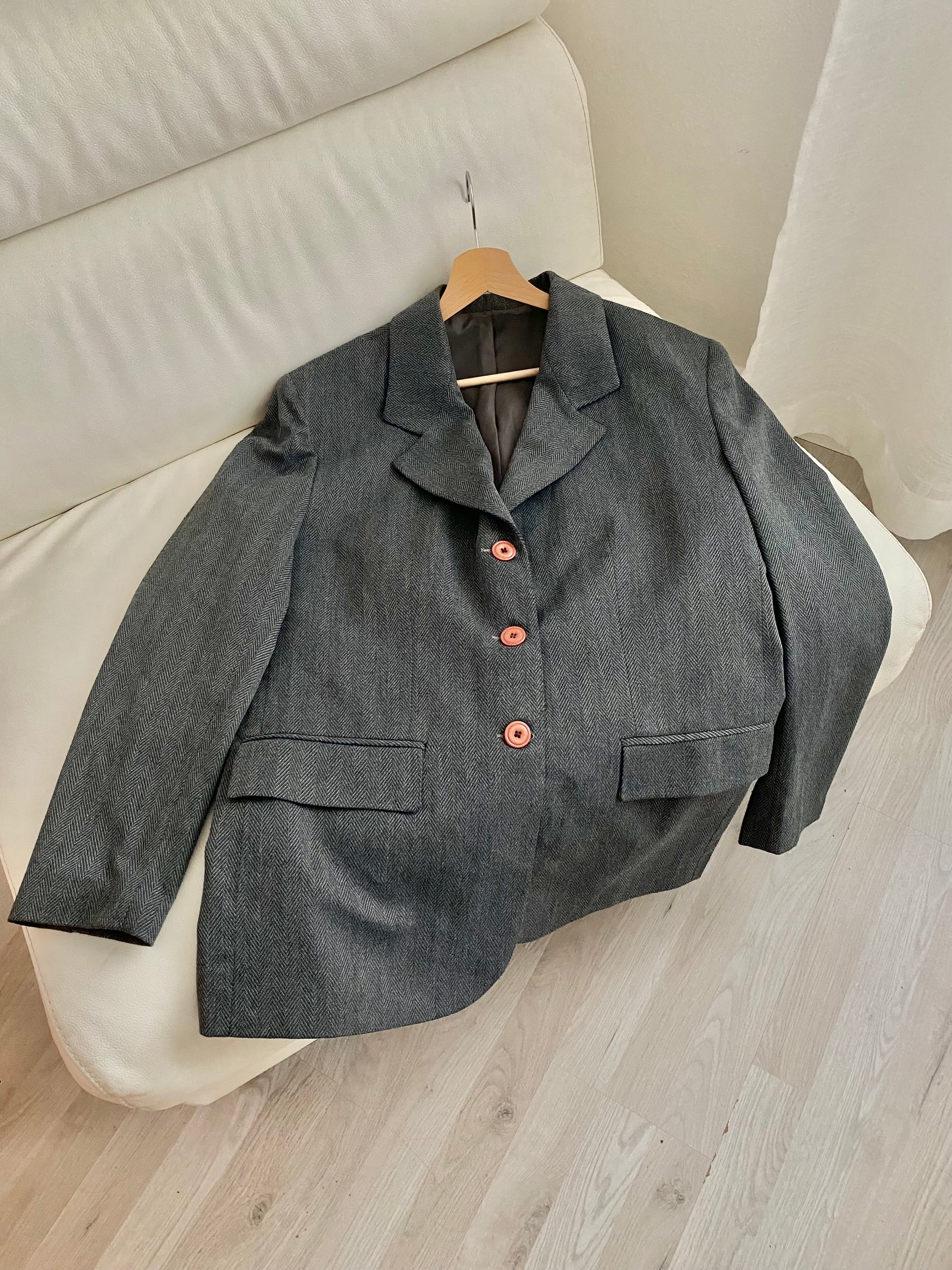 Blazer boxy monopetto grigio scuro lavorazione zig zag