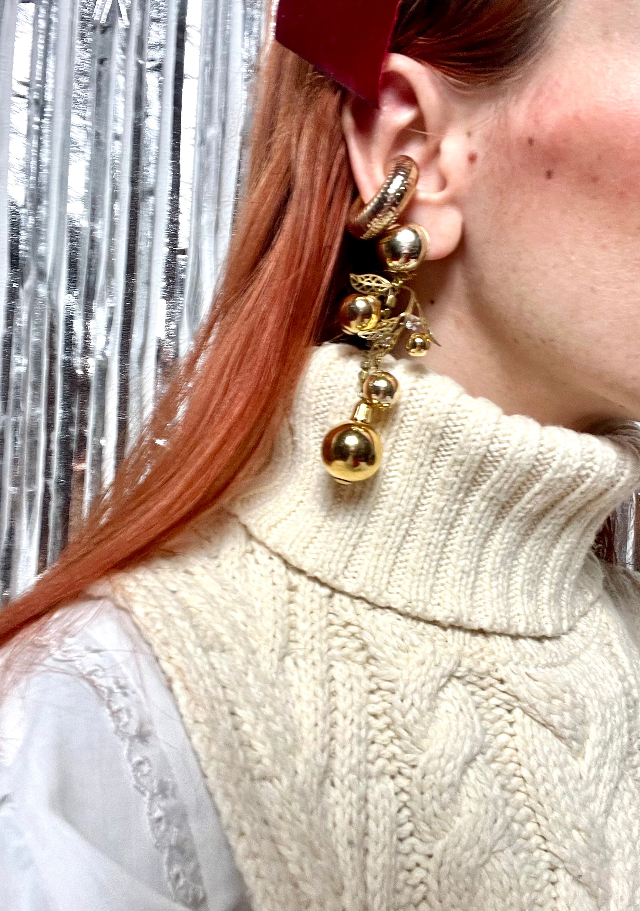 Orecchini a grappolo palline di Natale con punti luce