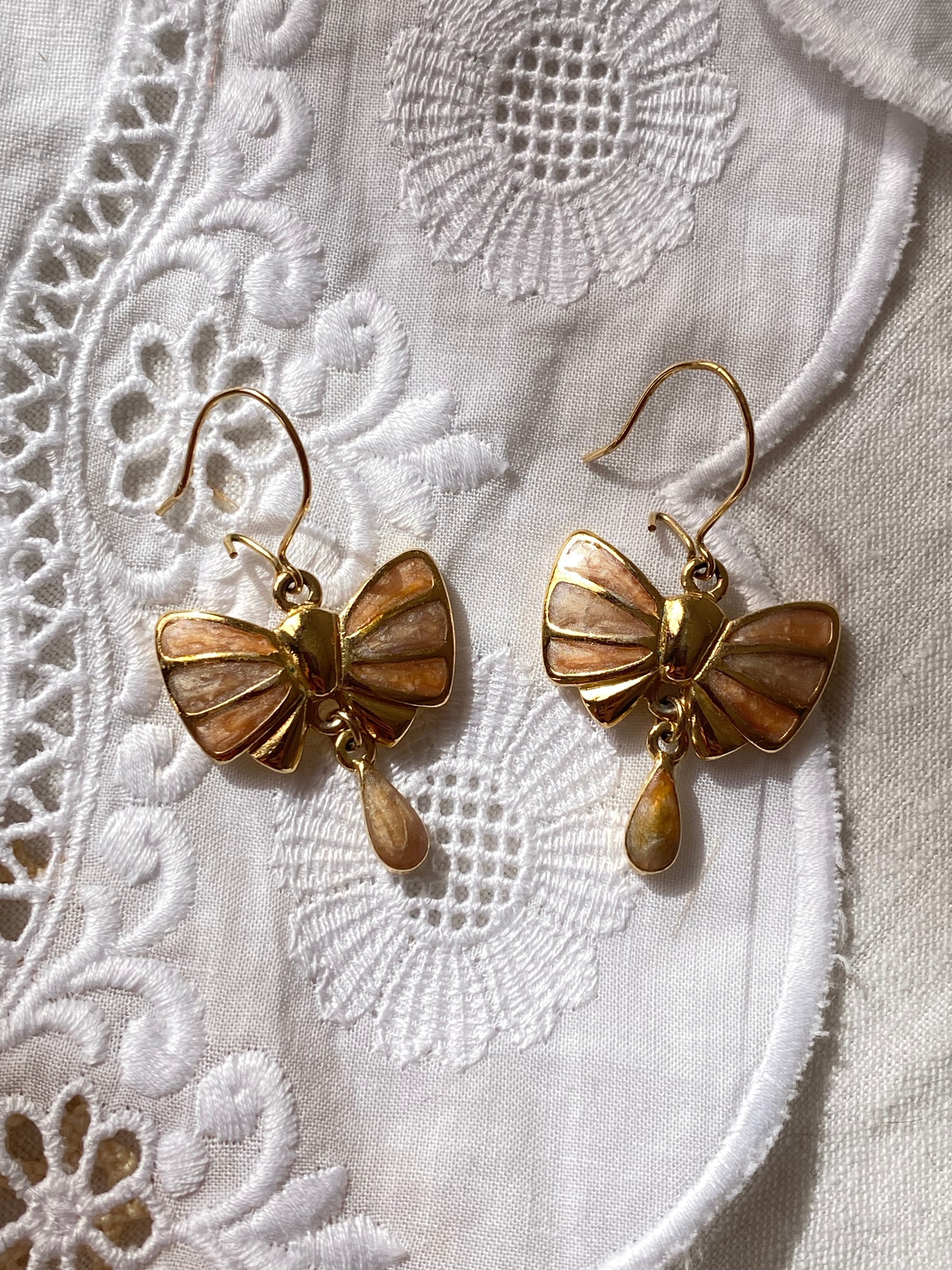 Orecchini smaltati farfalla