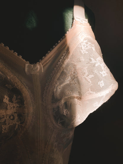 Bullet bra ‘50s