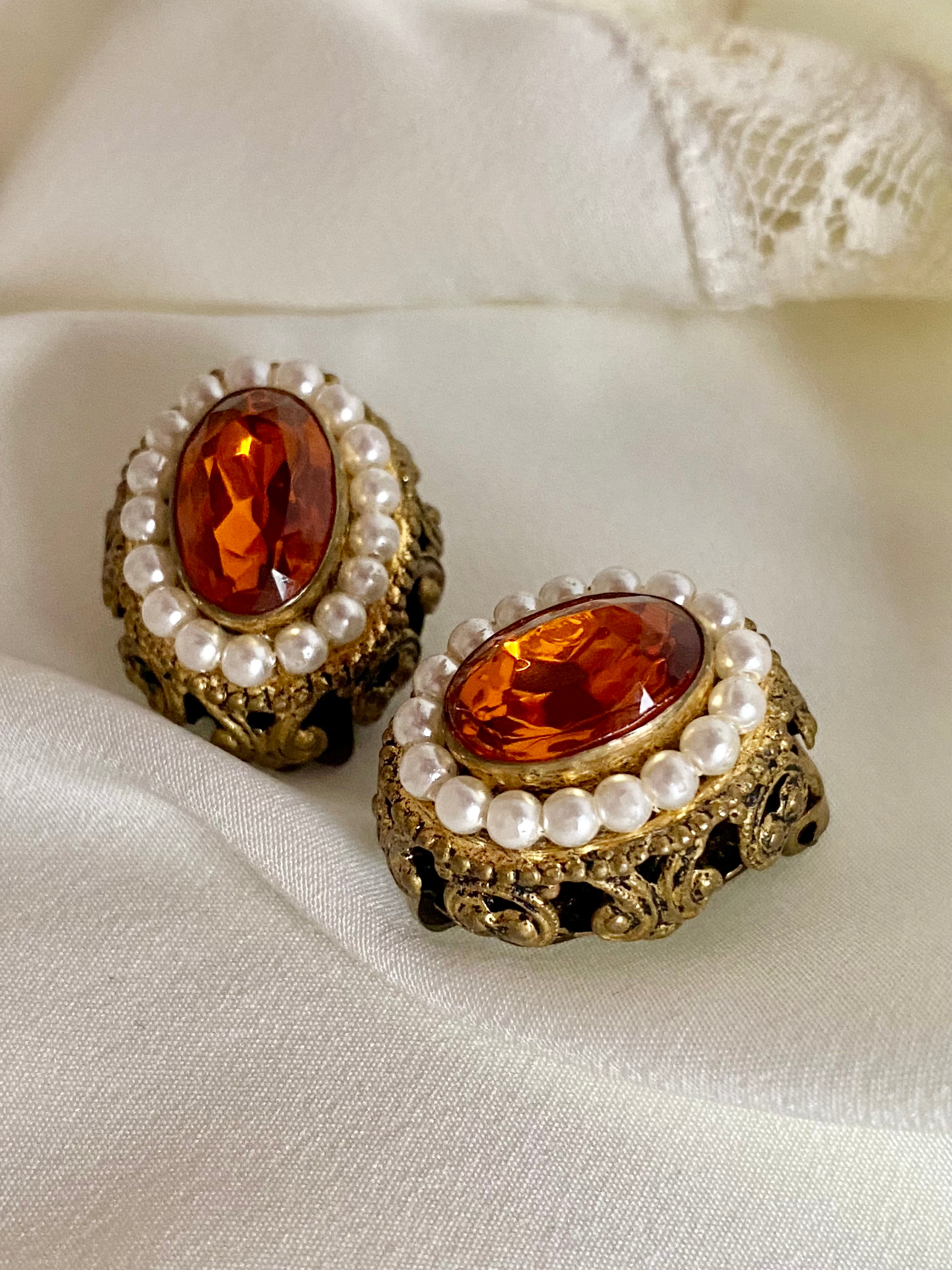 Orecchini a bottone Vittoriani