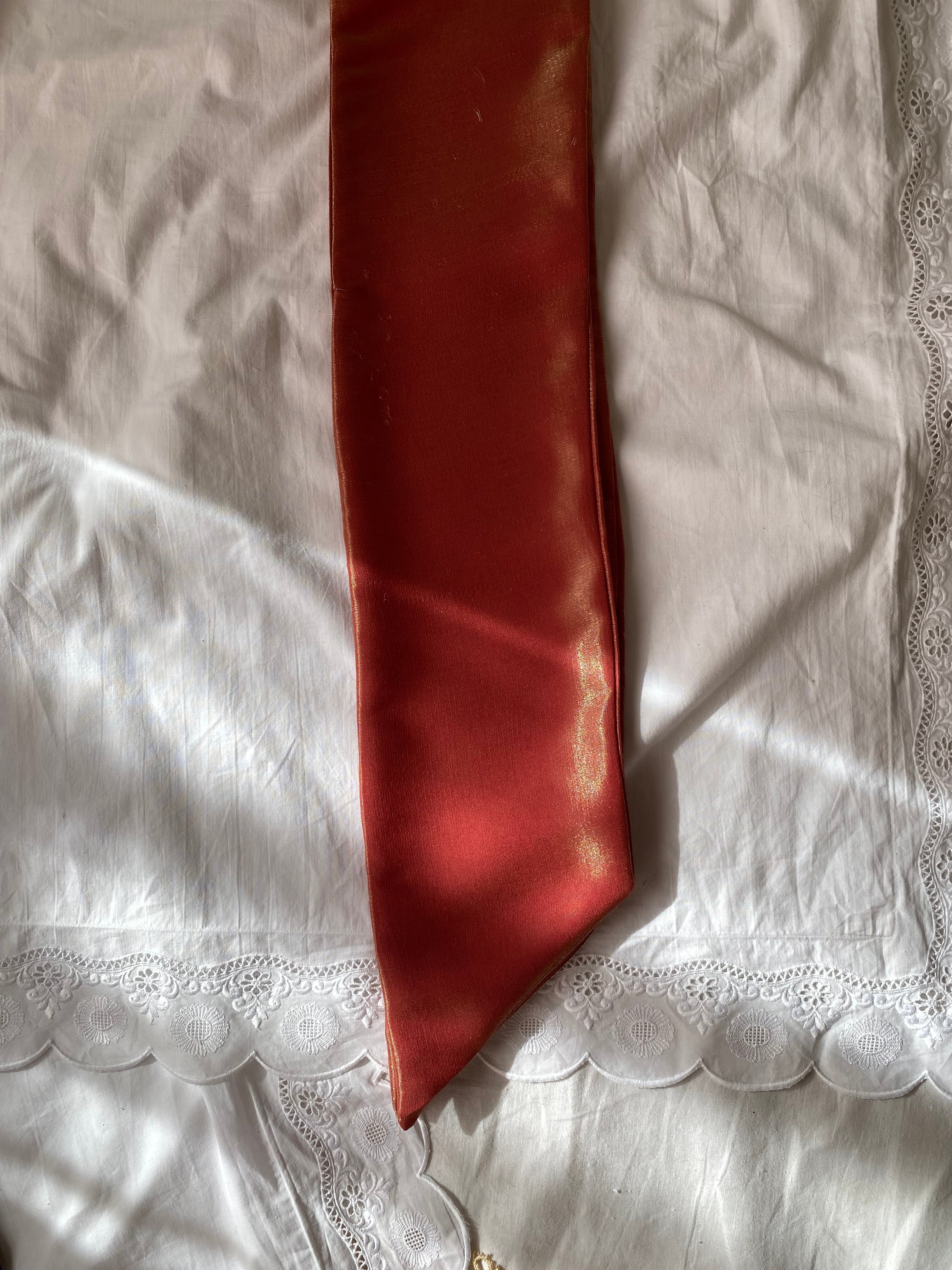 Fiocco sartoriale corallo