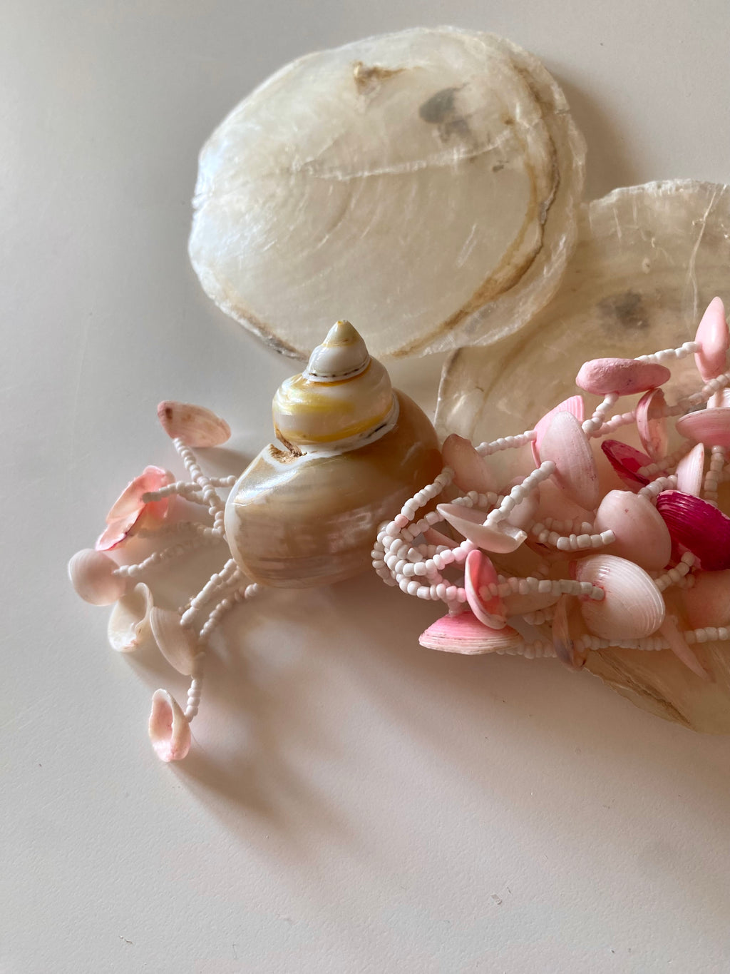 Collier Marea avec perles naturelles et coquillages