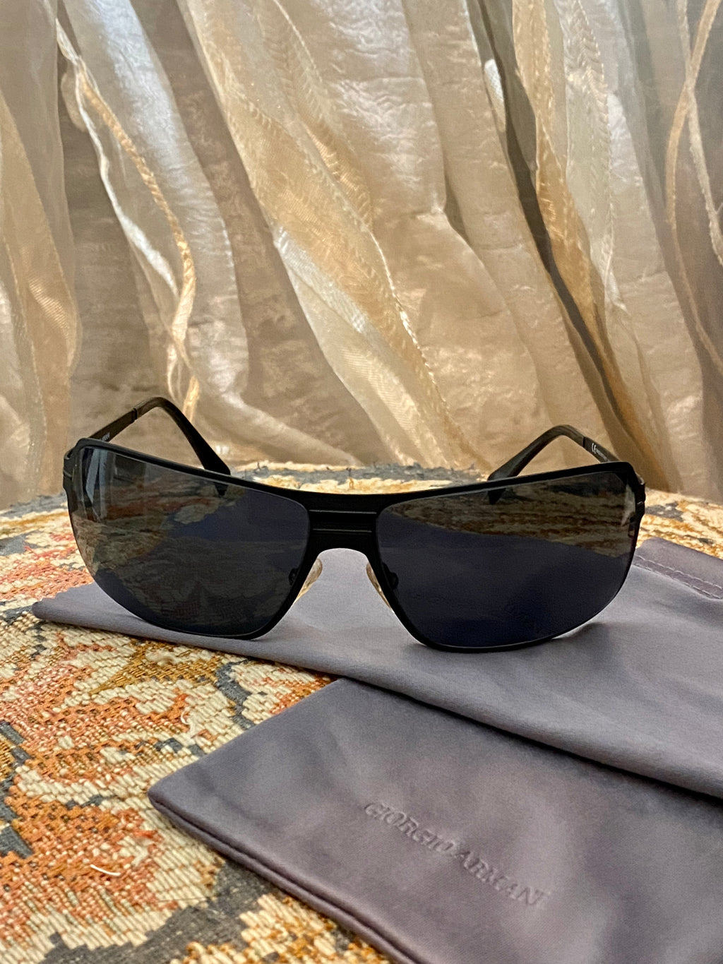Emporio Armani a mascherina