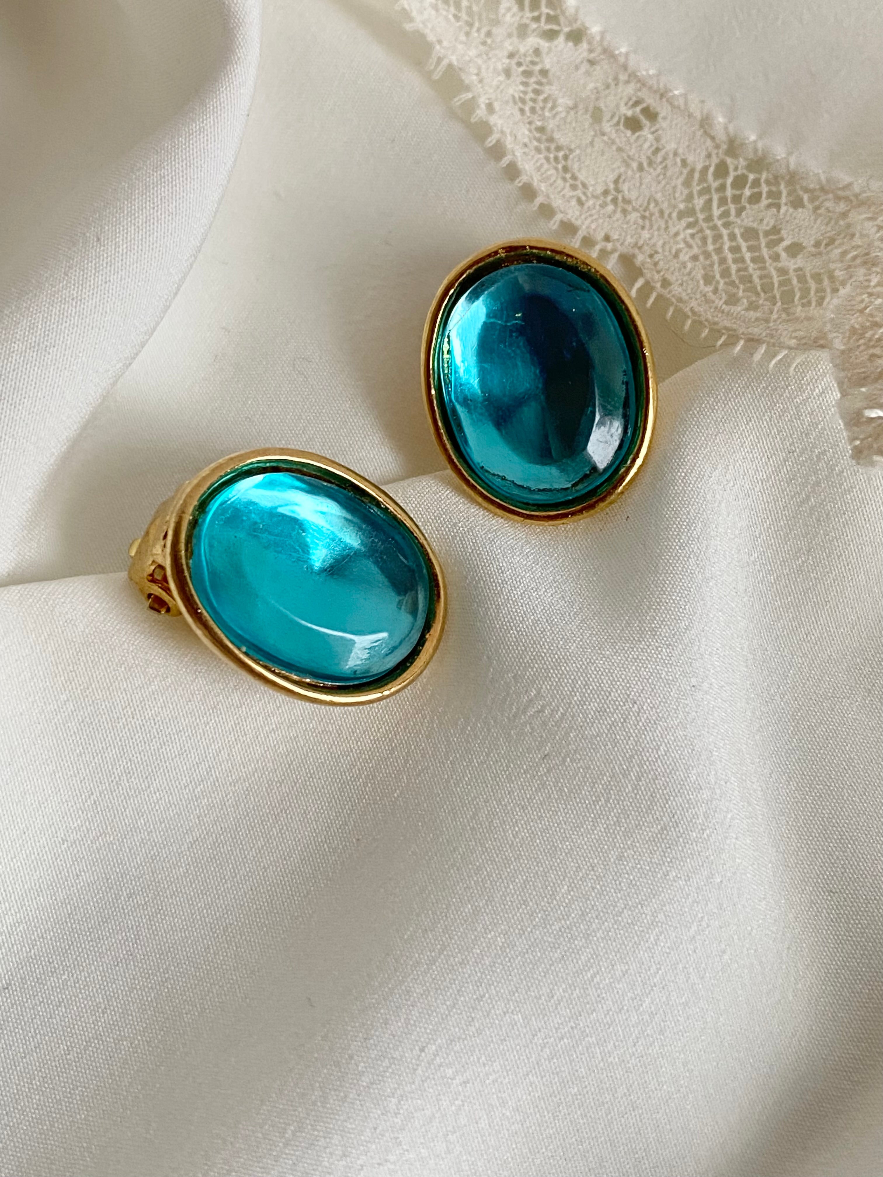 Celeste stud earrings