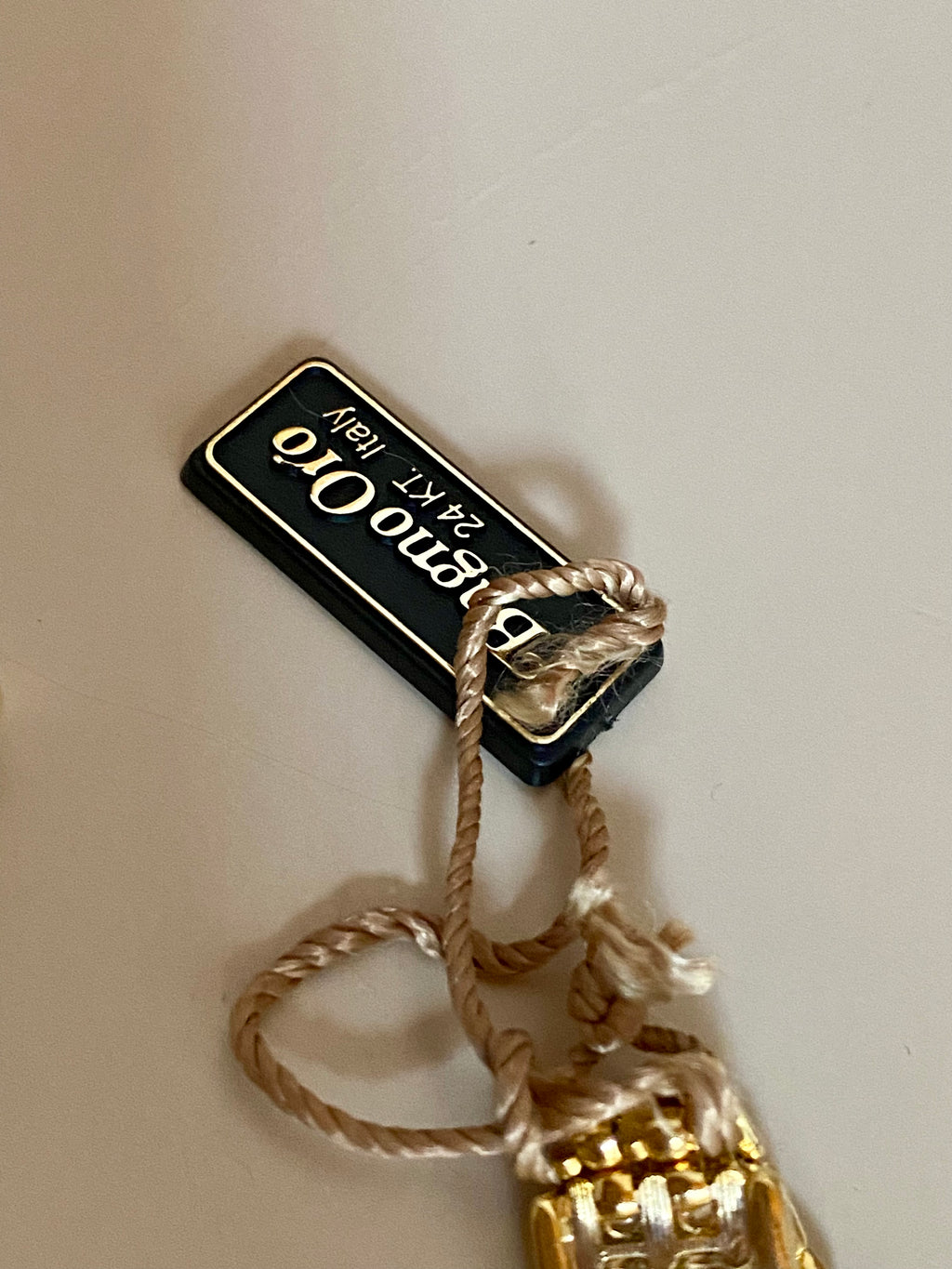Collana girocollo fiocco
