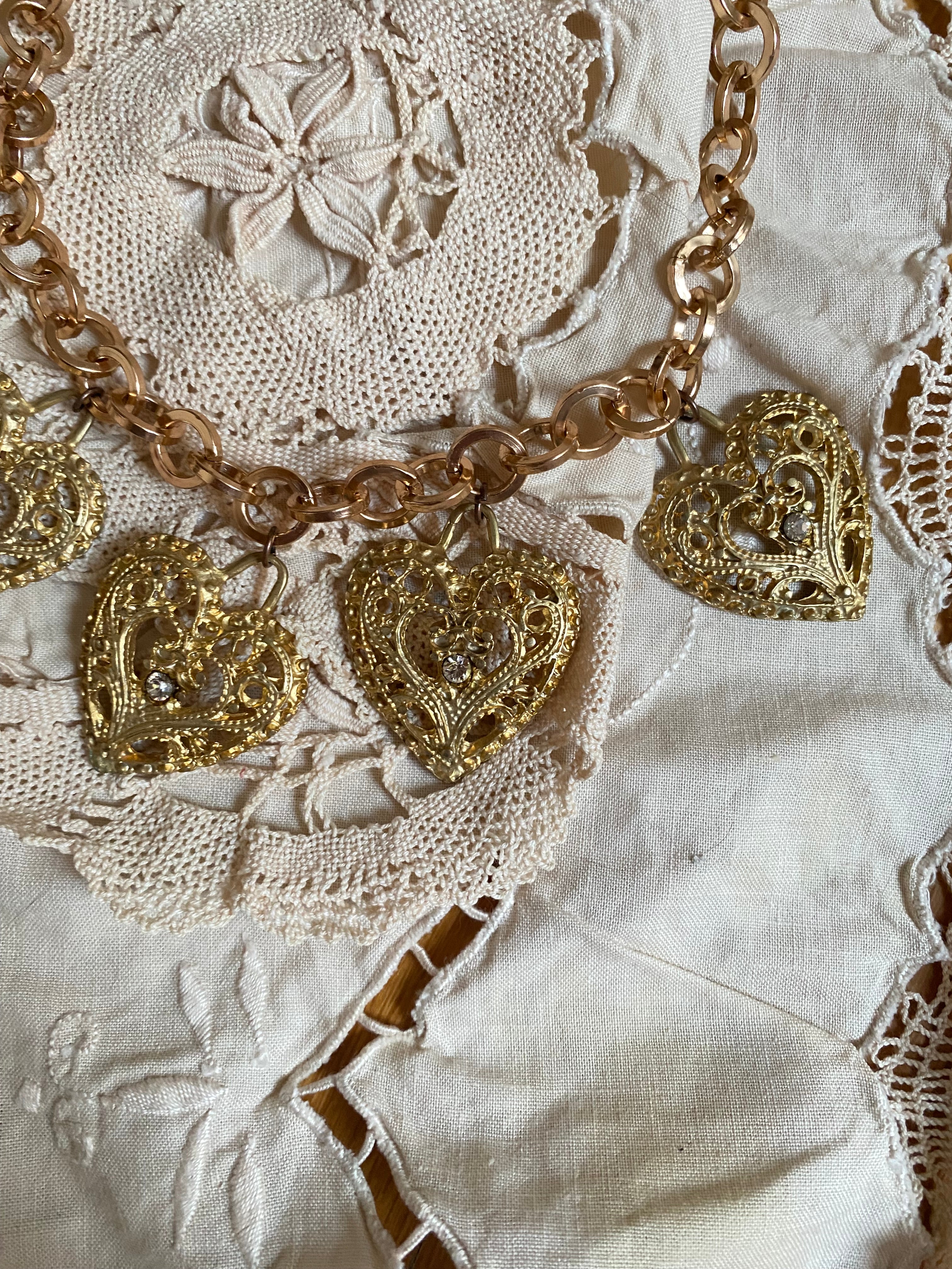 Cupido collana con cuori