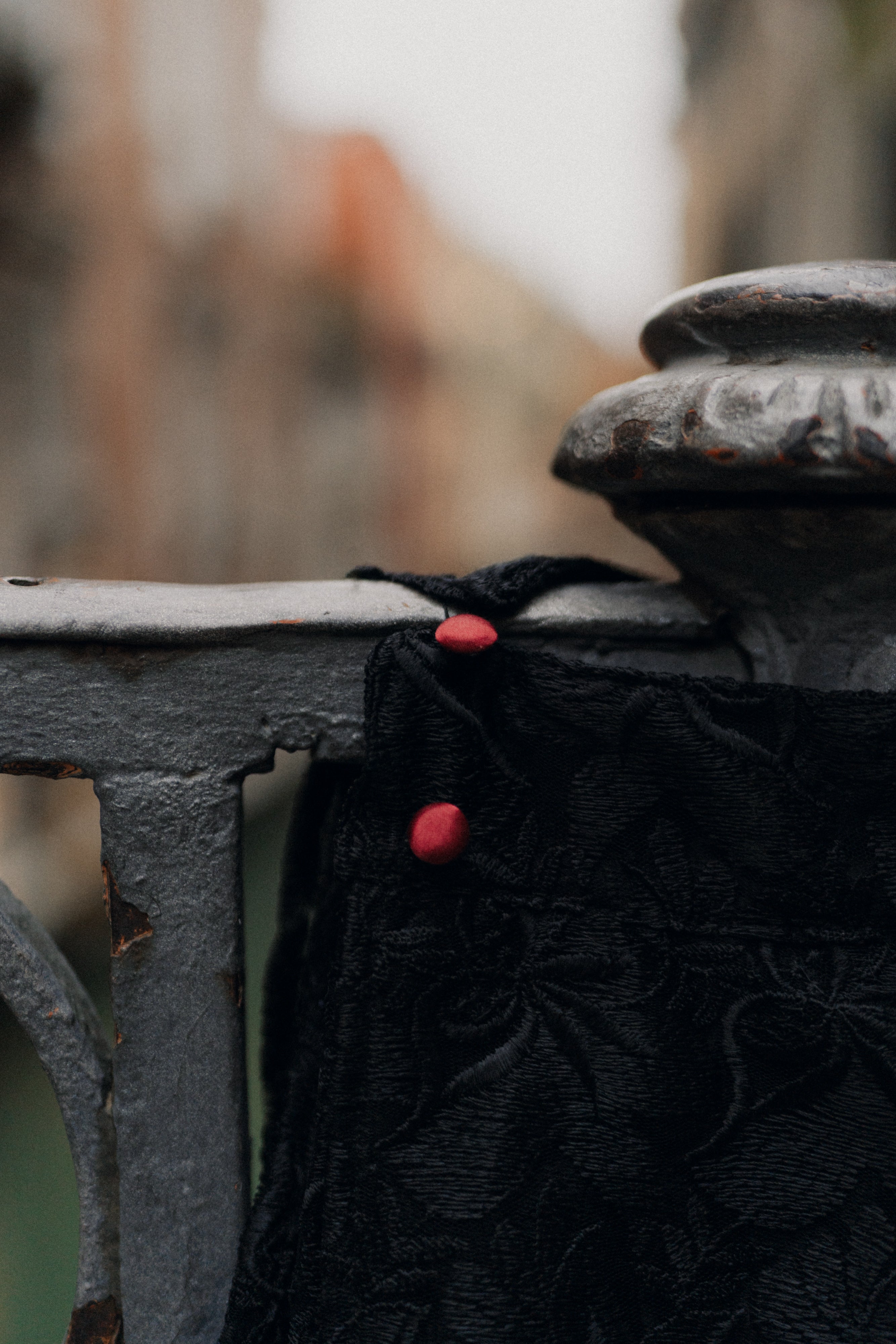 Mantellina in stile vittoriano in pizzo antico veneziano