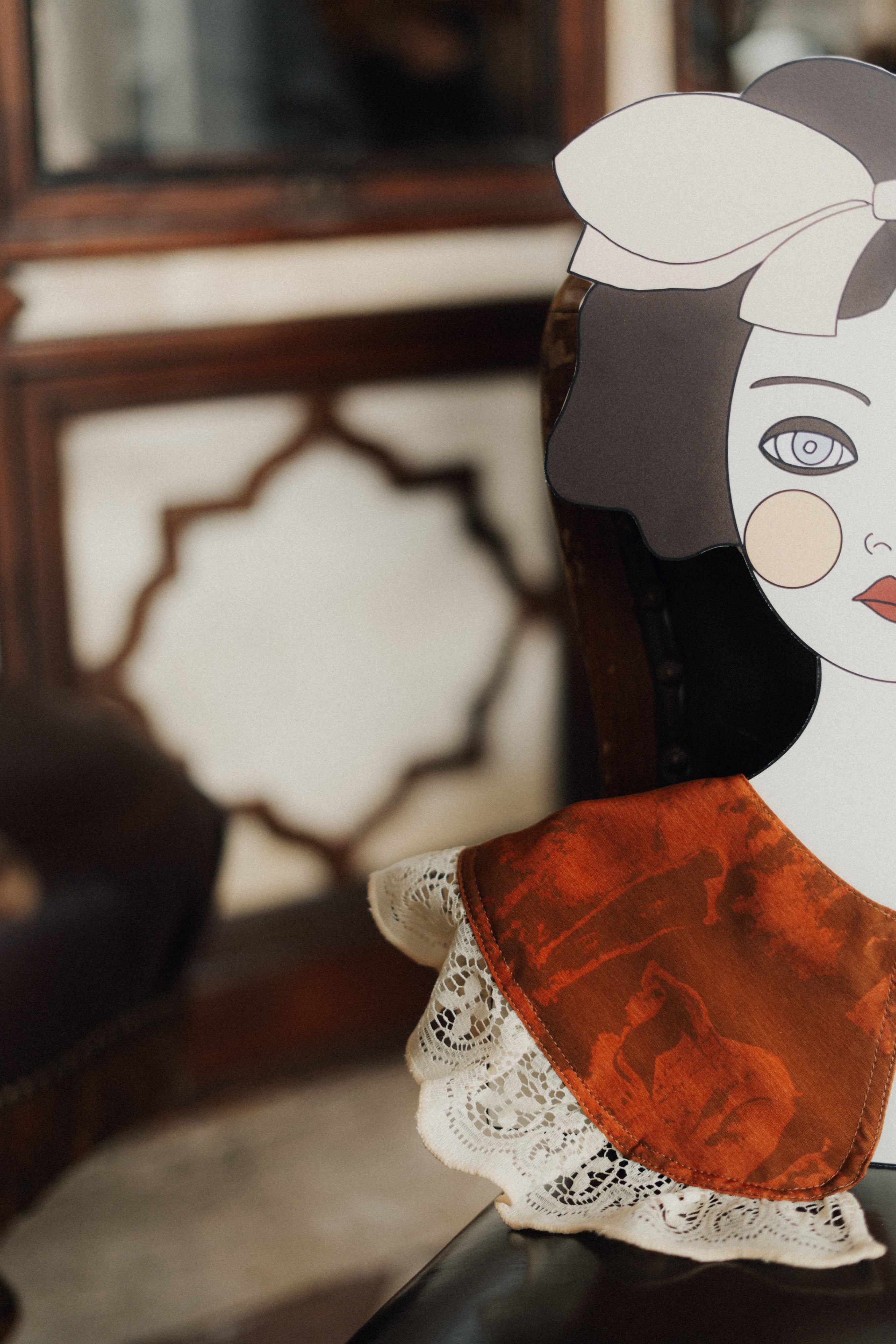 Terracotta Peter Pan collar in silk and antique Venetian lace