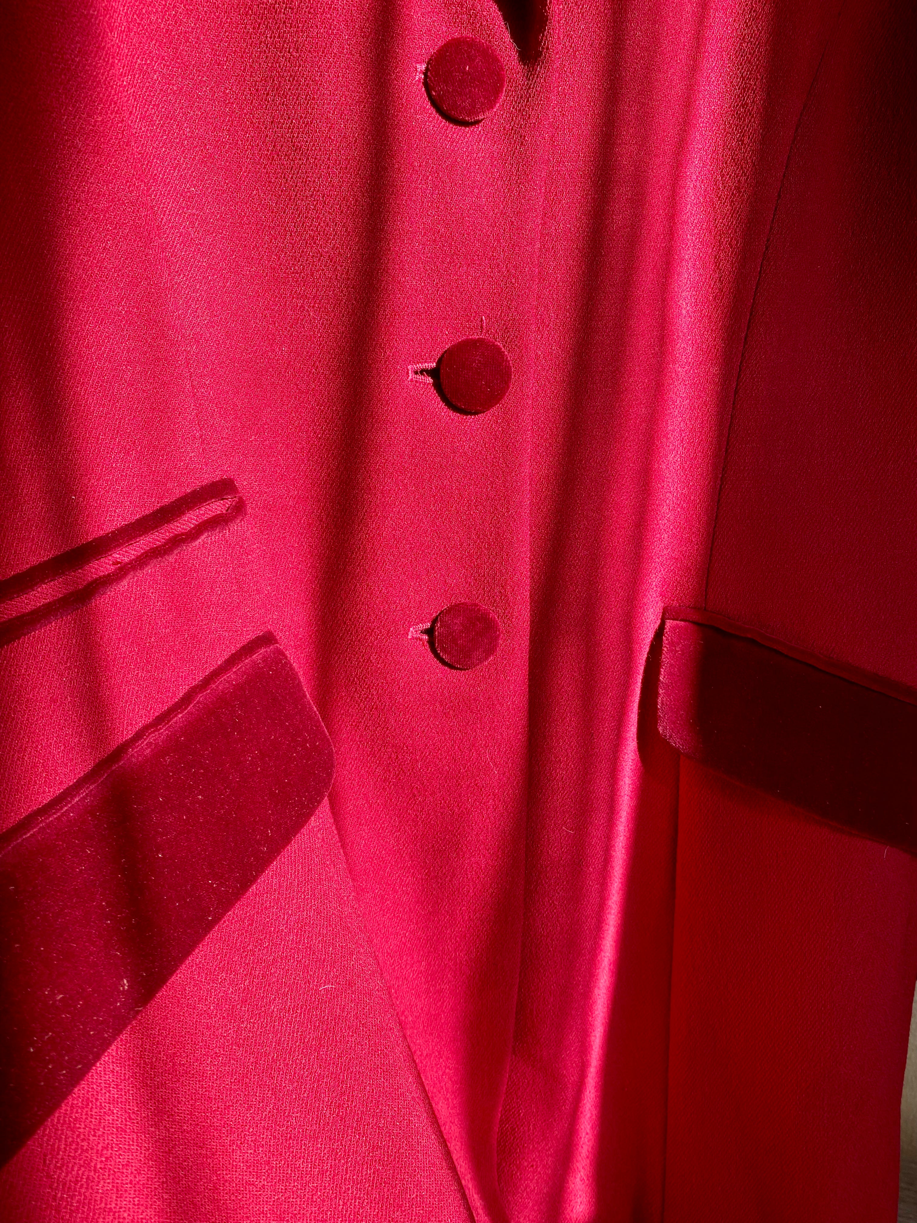 Blazer con dettagli in velluto monopetto