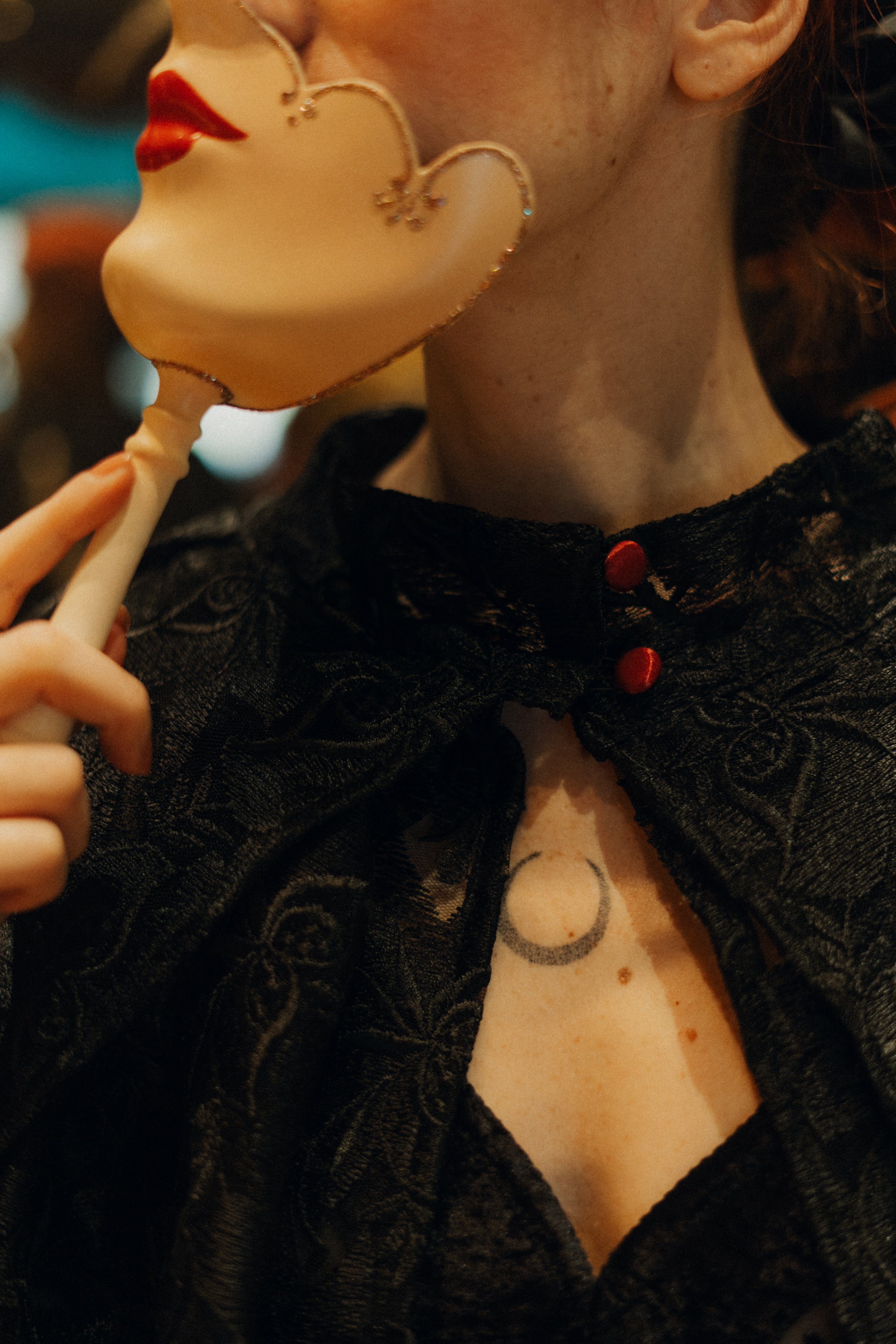 Mantellina in stile vittoriano in pizzo antico veneziano