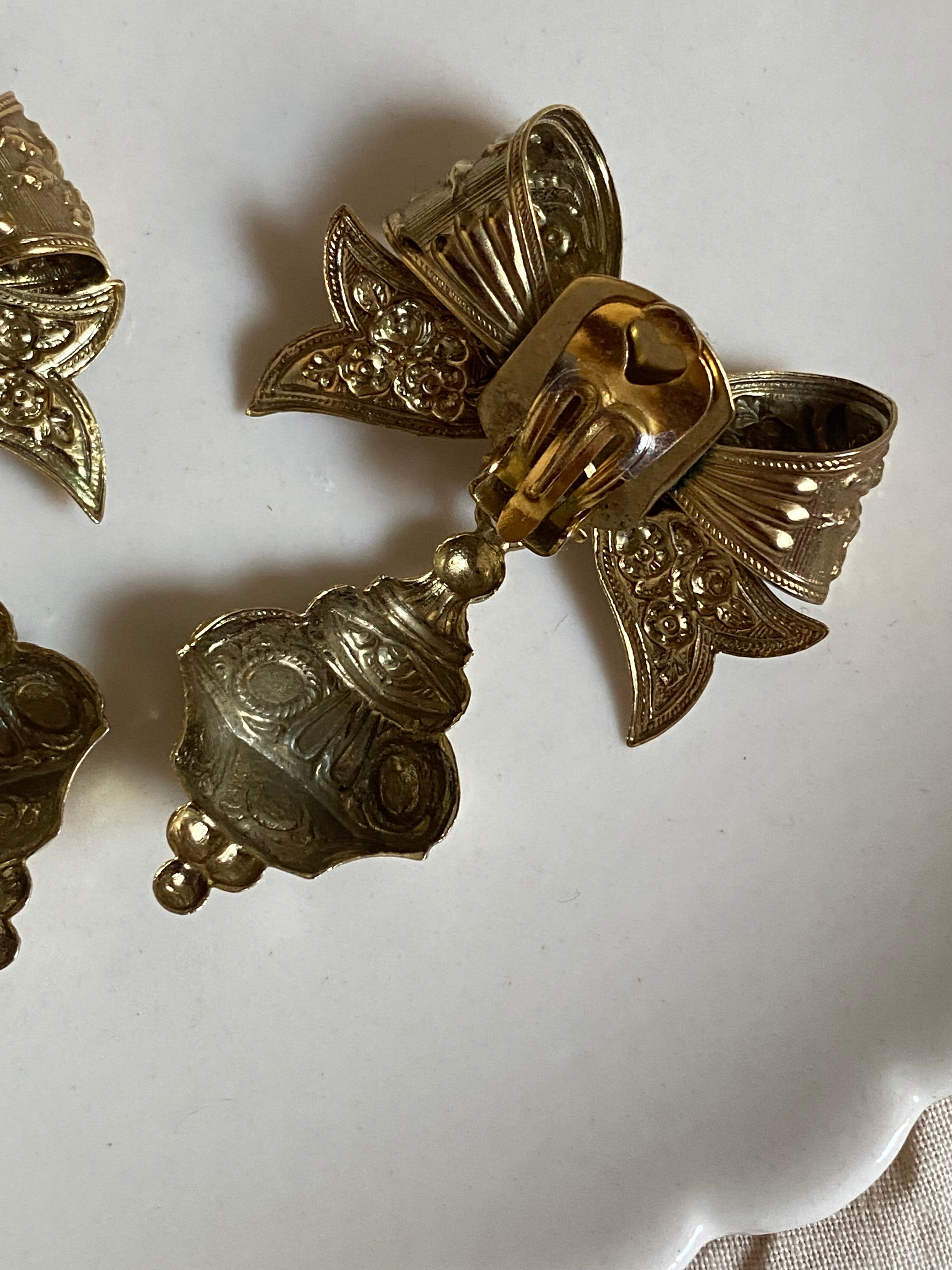 Amore Barocco orecchini a fiocco con conchiglia