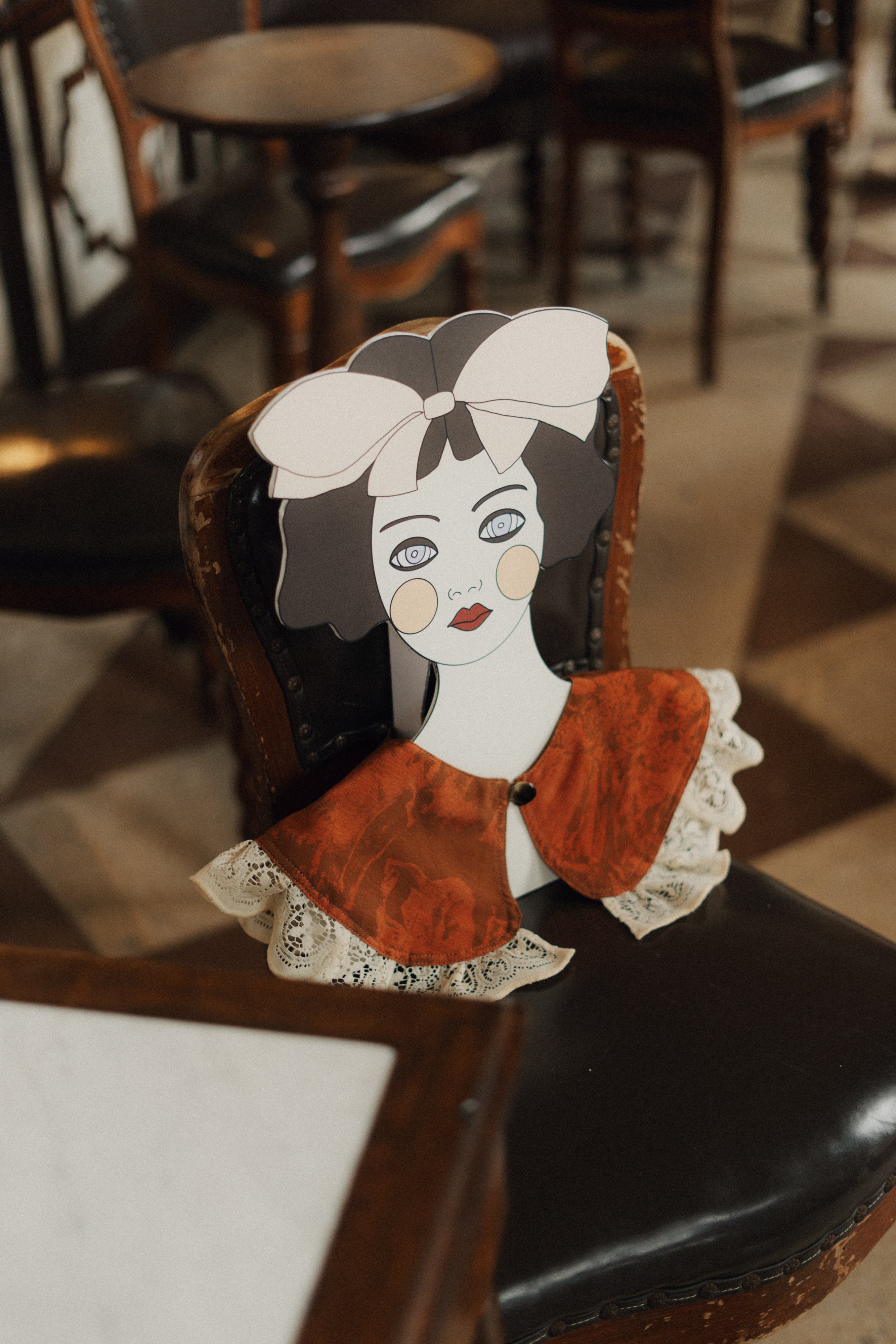 Terracotta Peter Pan collar in silk and antique Venetian lace