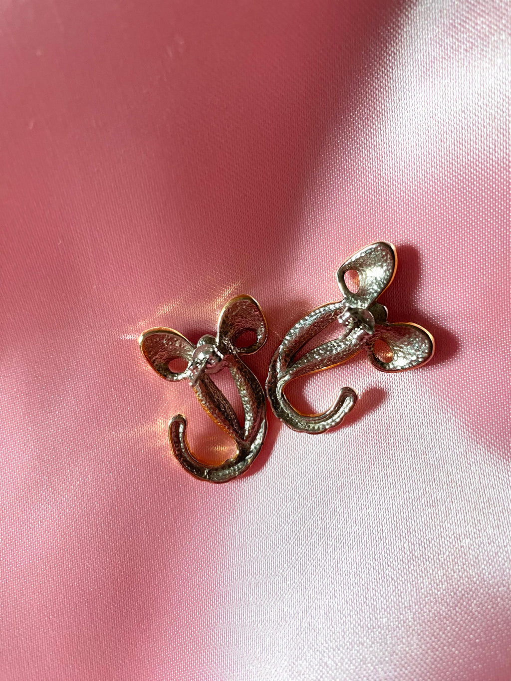 Boucles d'oreilles nœud avec strass