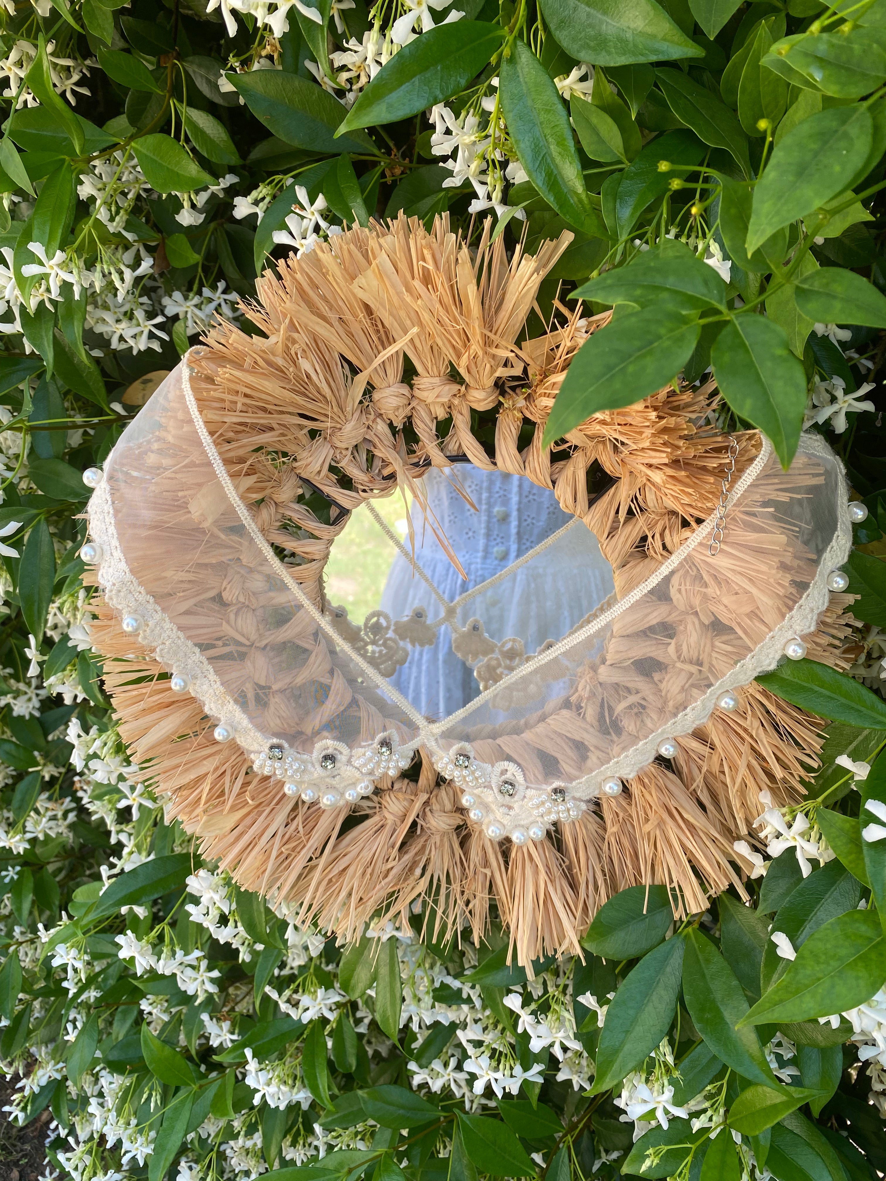 Colletto Wing in organza, perline e pizzo Macramè