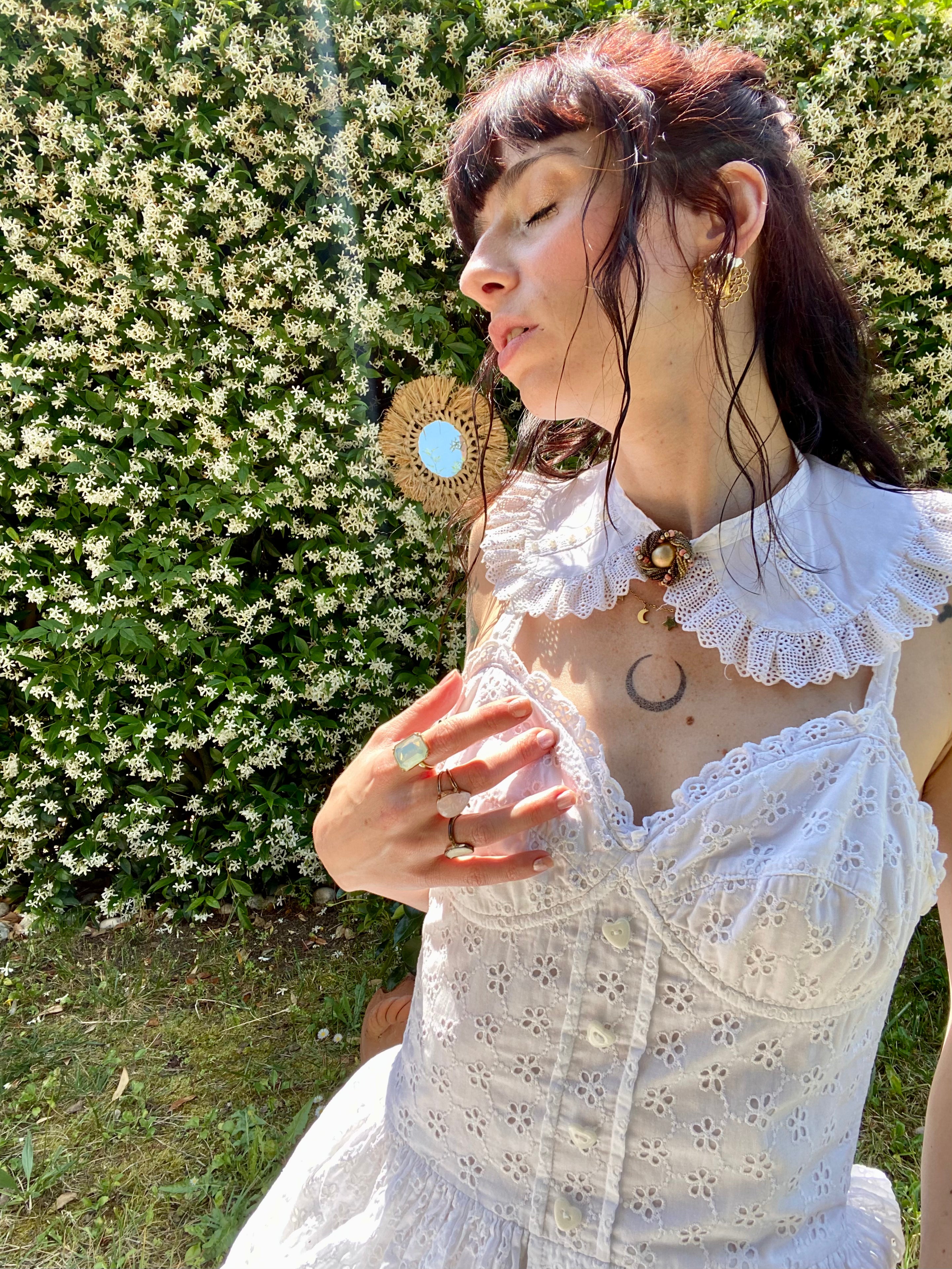 Colletto monta e smonta perline e ricamo