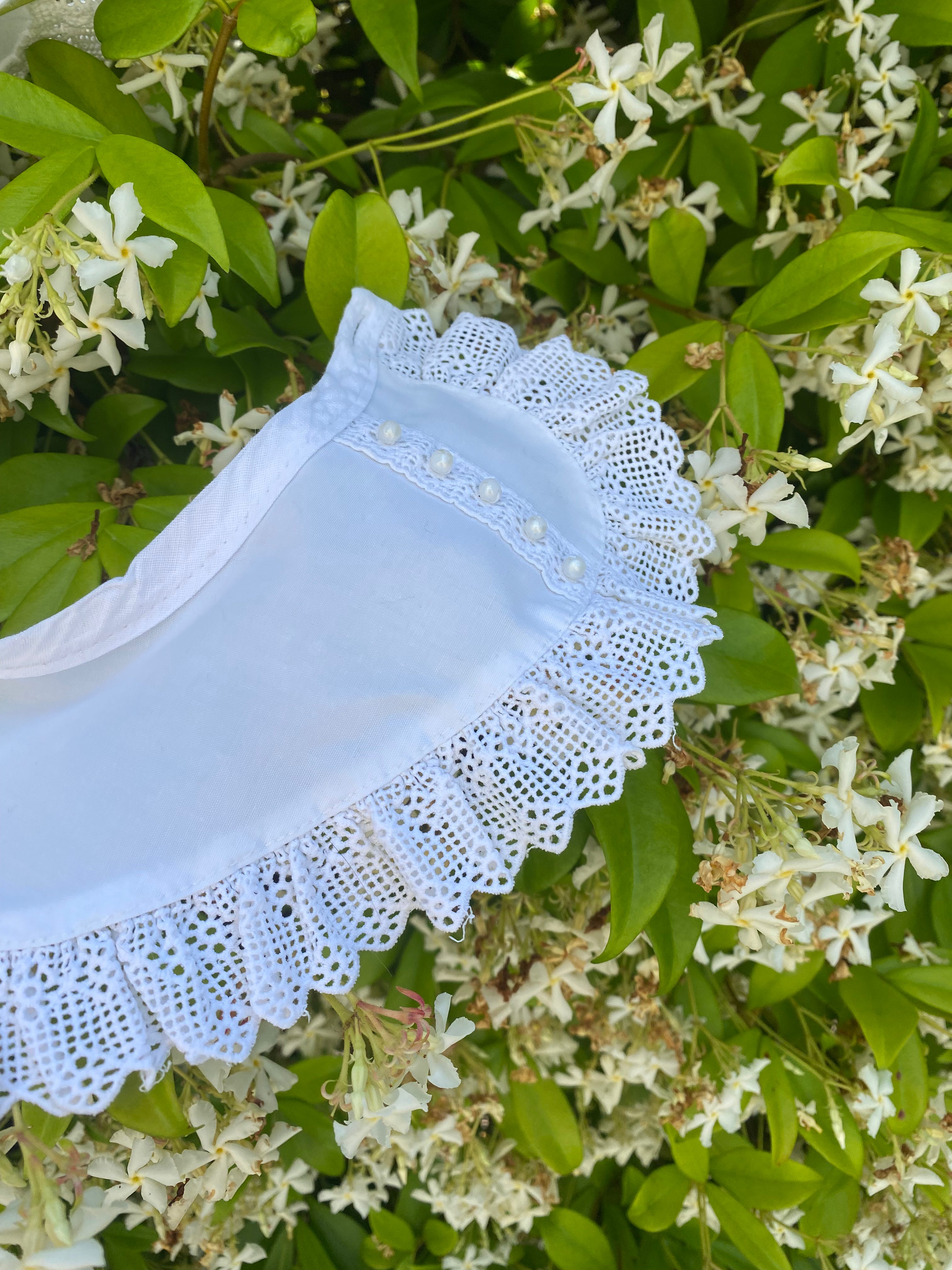 Colletto monta e smonta perline e ricamo