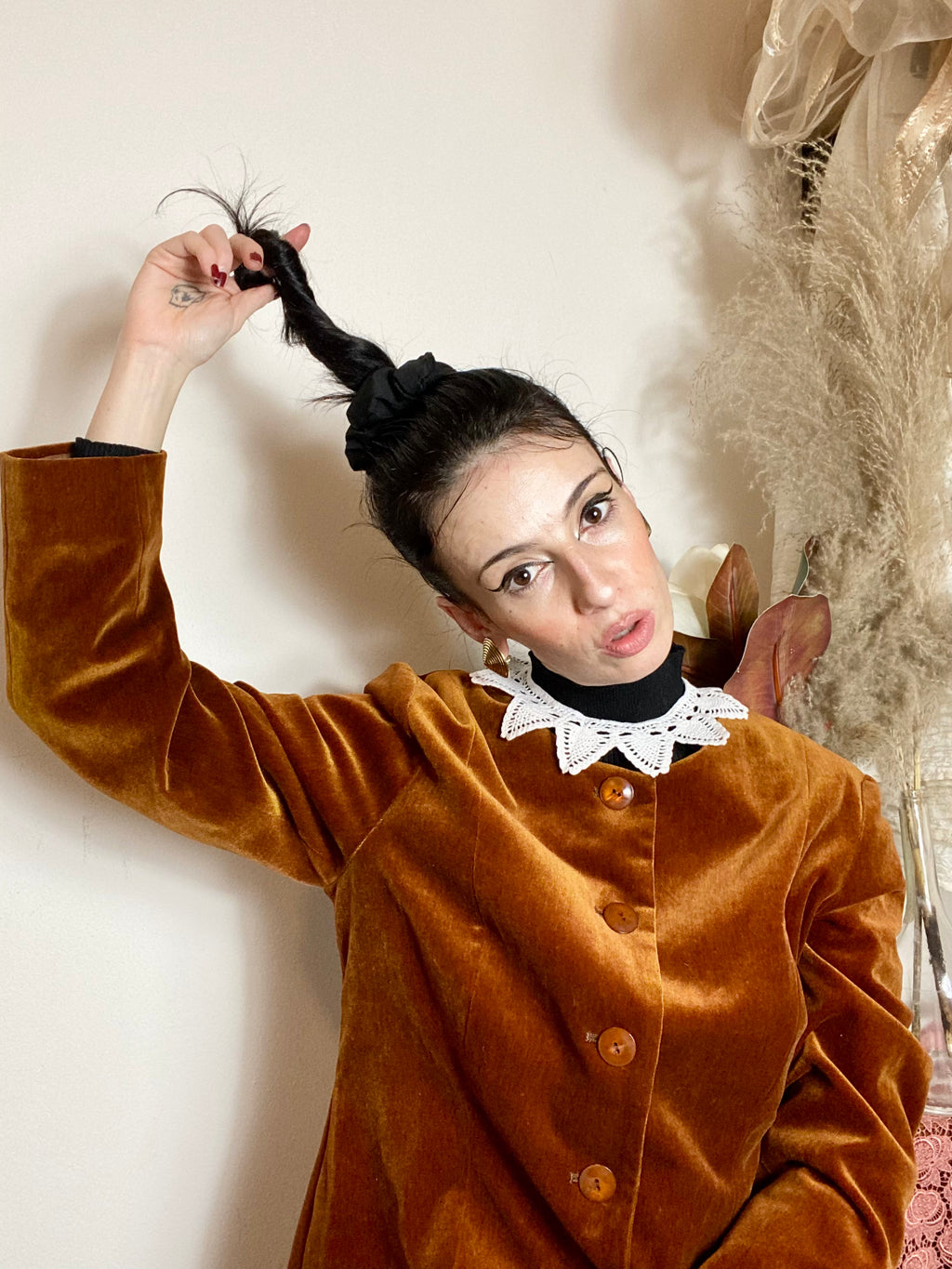 Col en frivolité au crochet