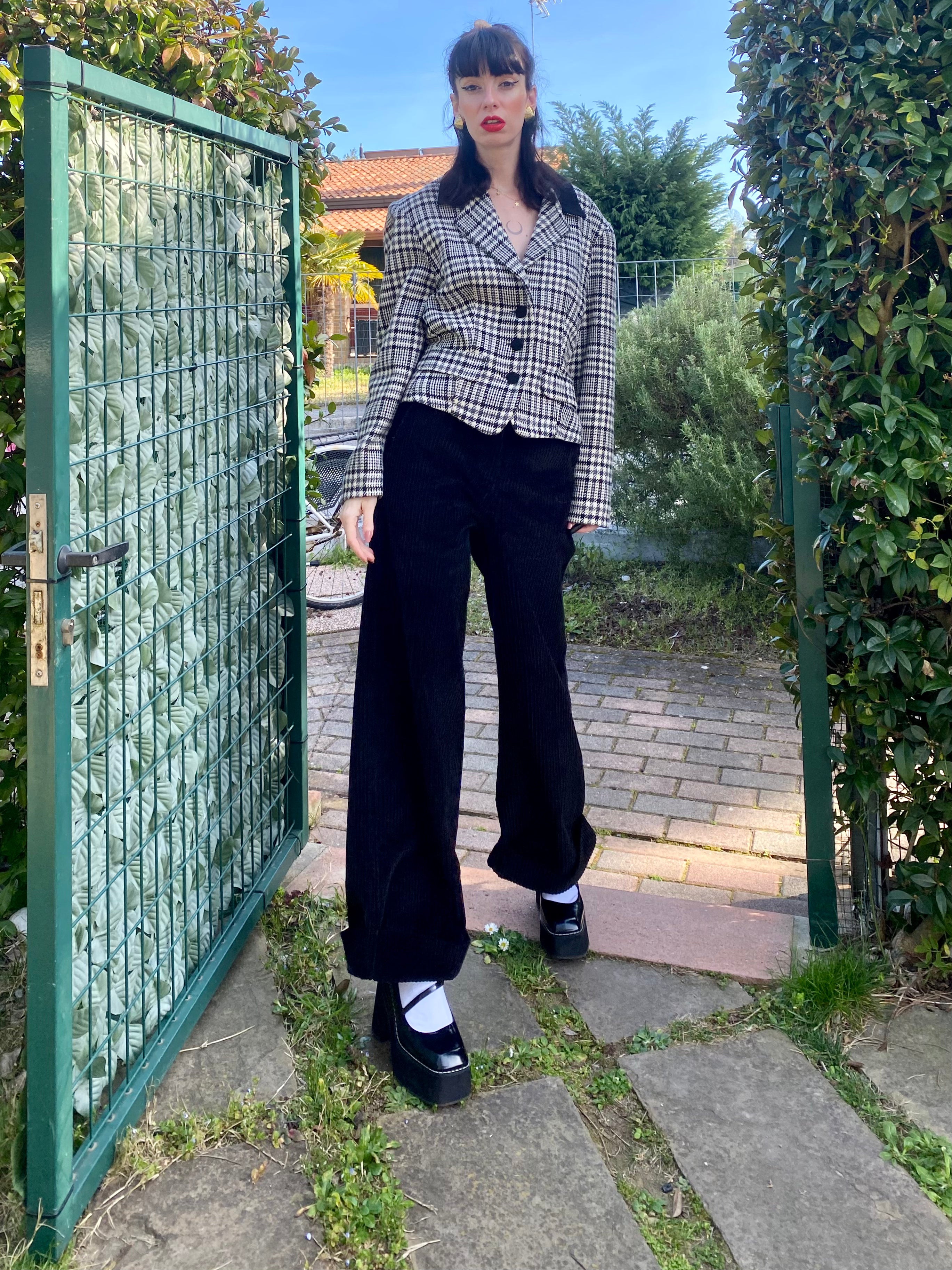 Pantaloni 90s modello skater