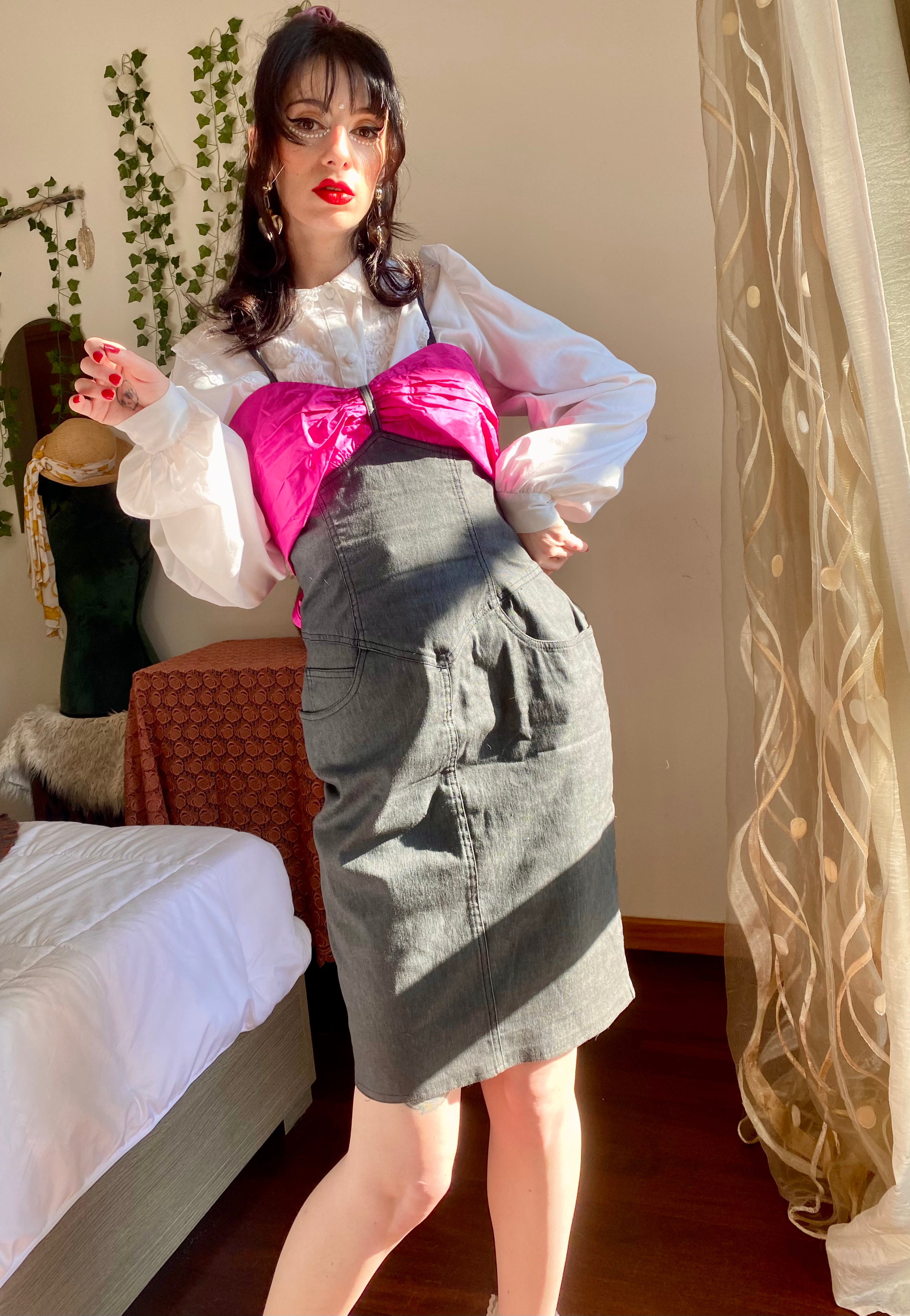 Mini abito Les Copains con maxi fiocco