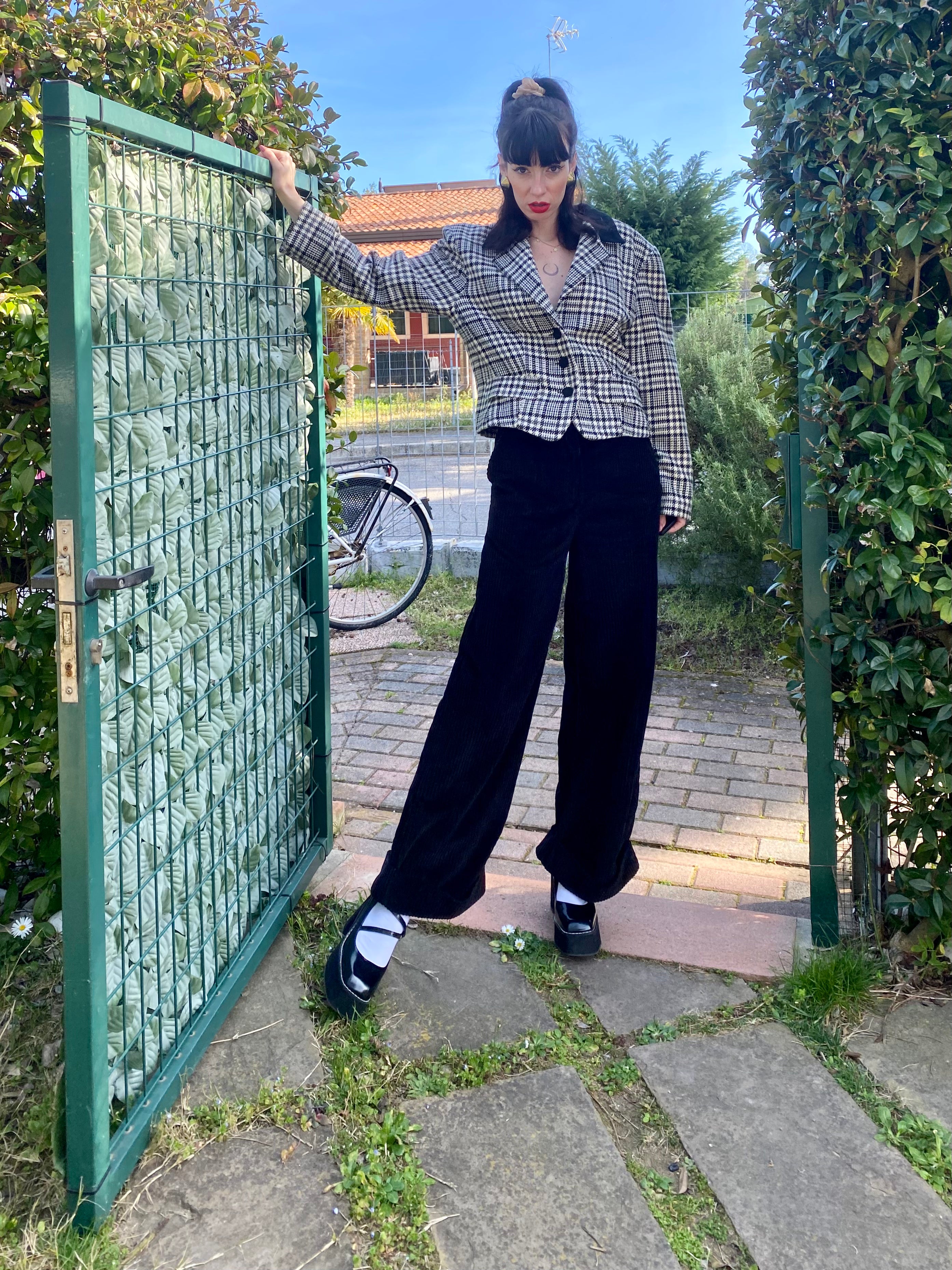 Pantaloni 90s modello skater