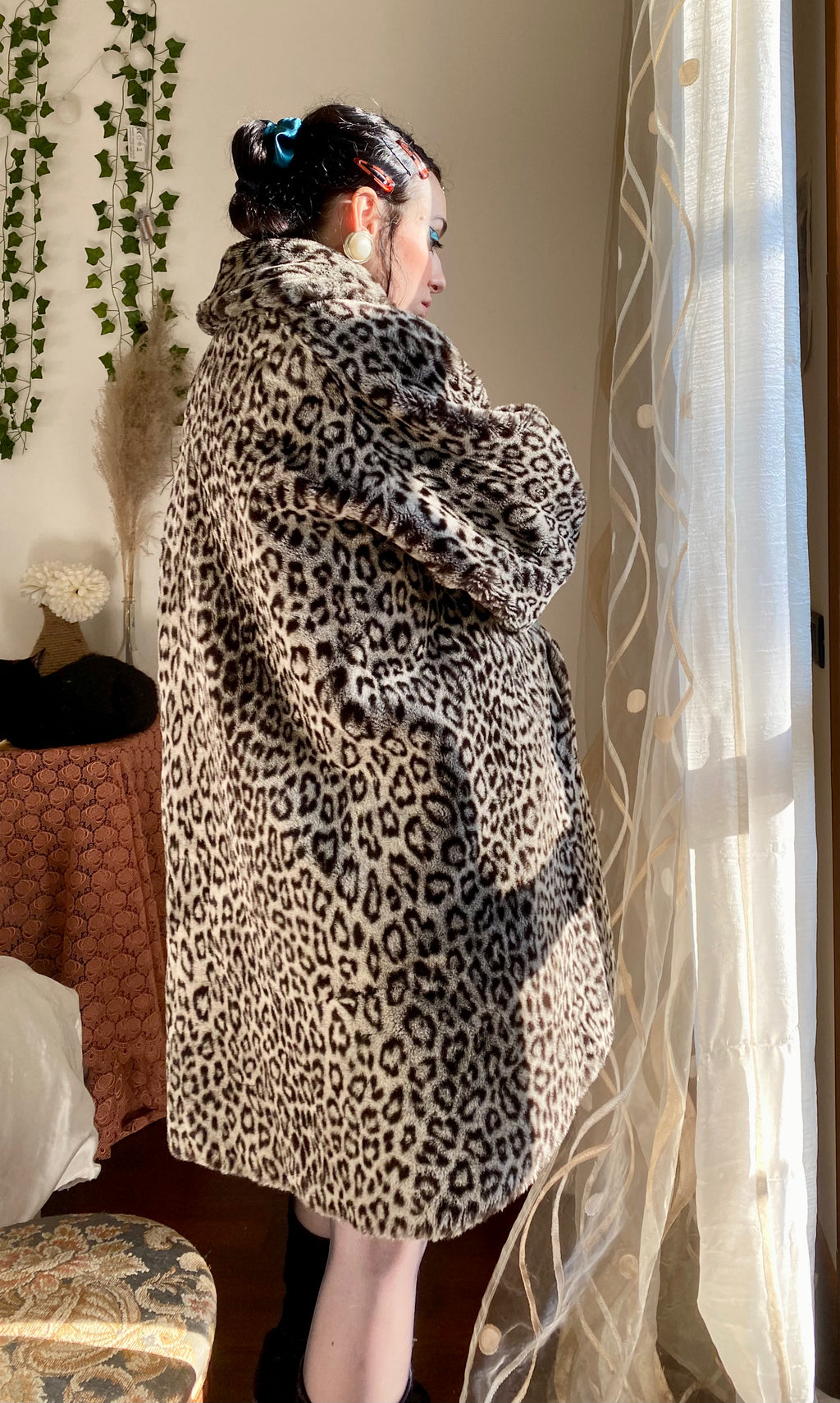 Manteau en fourrure synthétique léopard