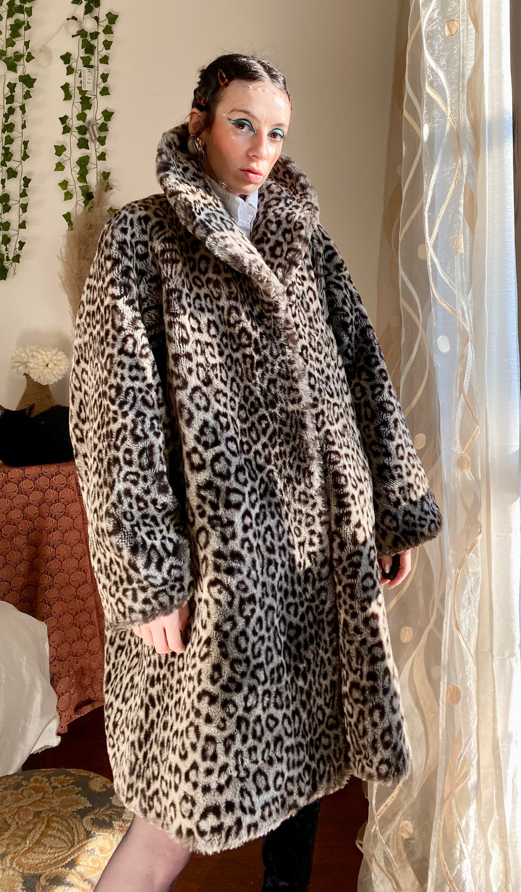 Manteau en fourrure synthétique léopard