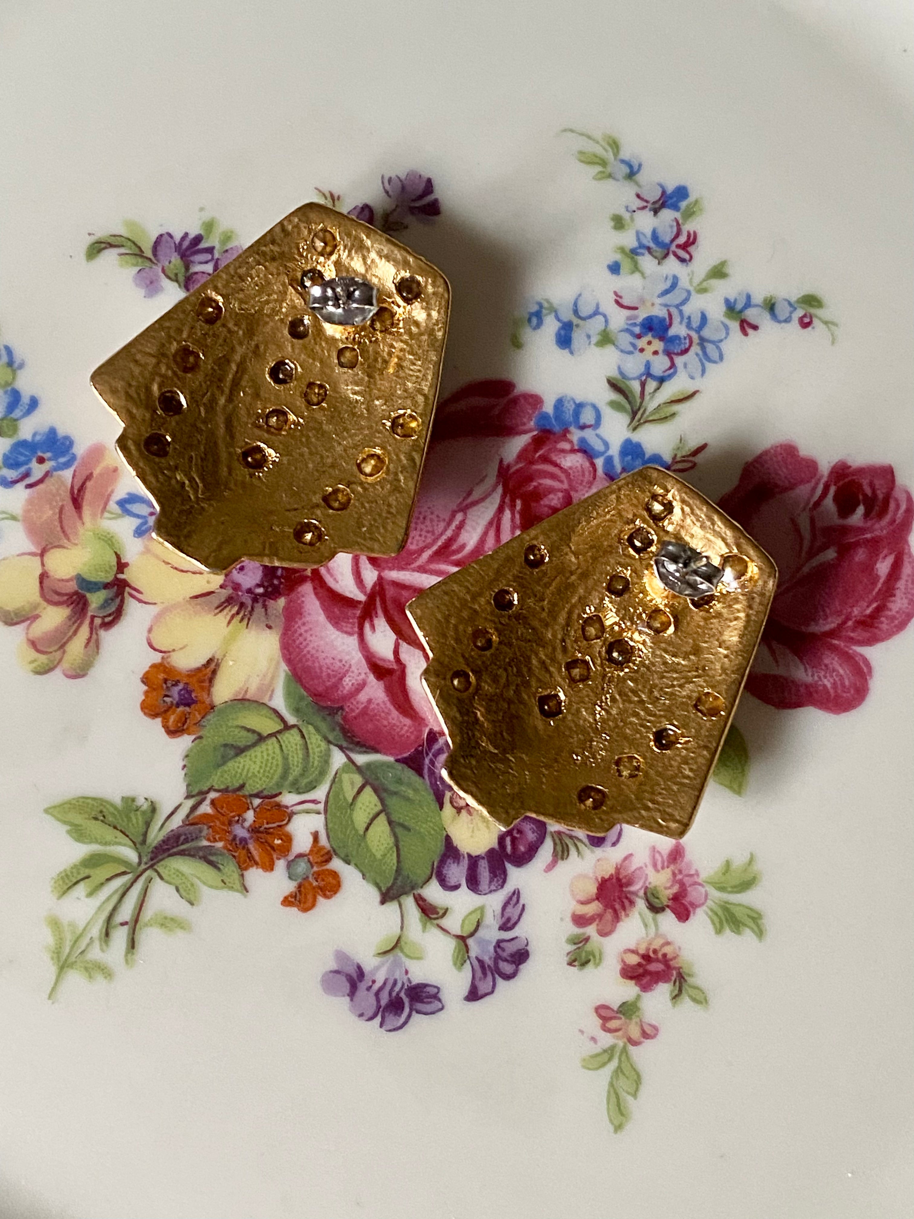 Boucles d'oreilles années 60 avec strass