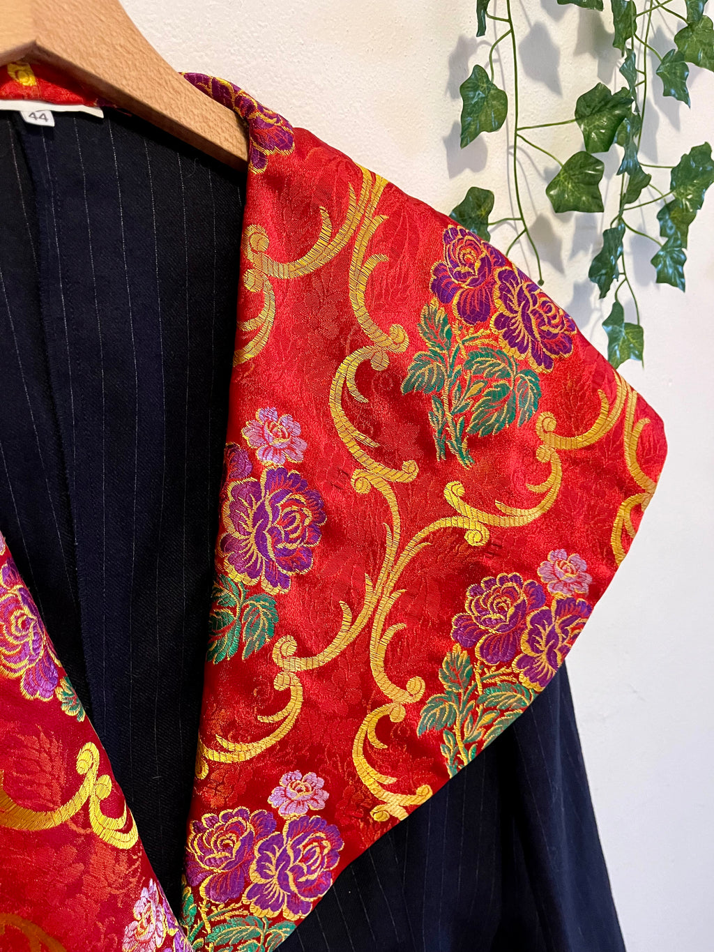 Blazer à fines rayures avec col marin