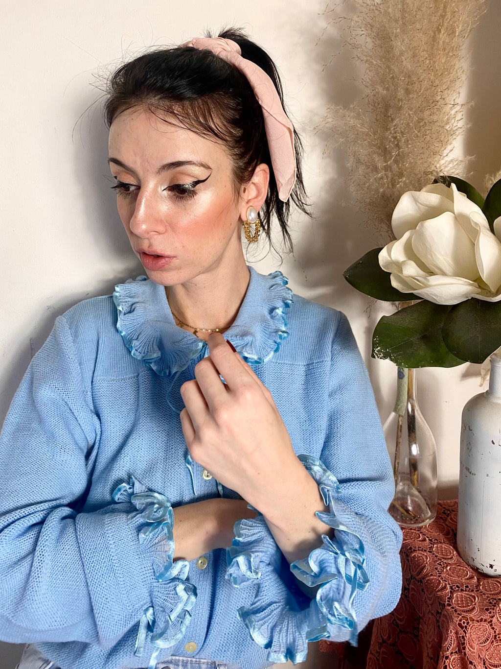 Cardigan pastel avec col et poignets froncés