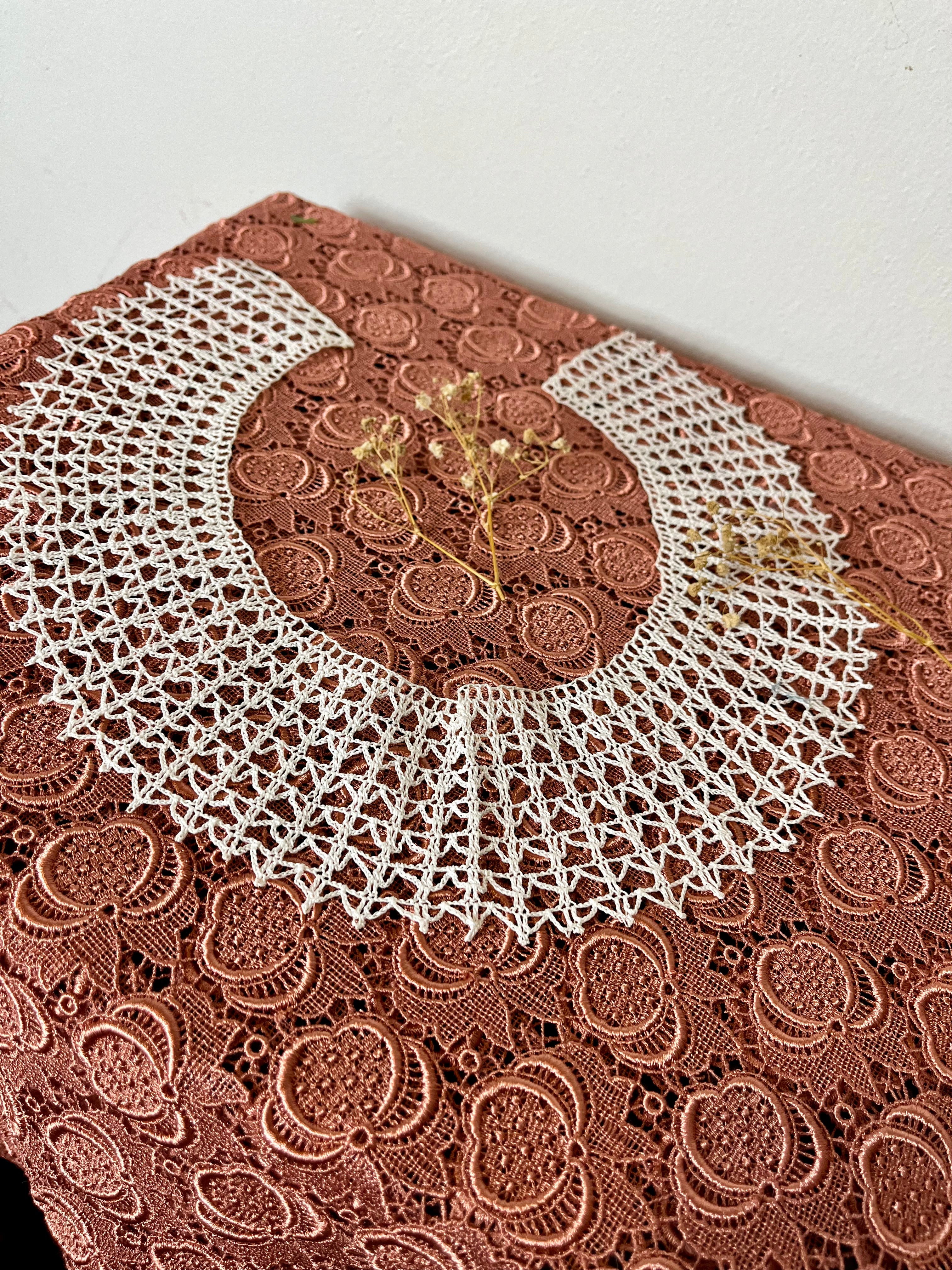 Colletto Chiacchierino in pizzo Macramè